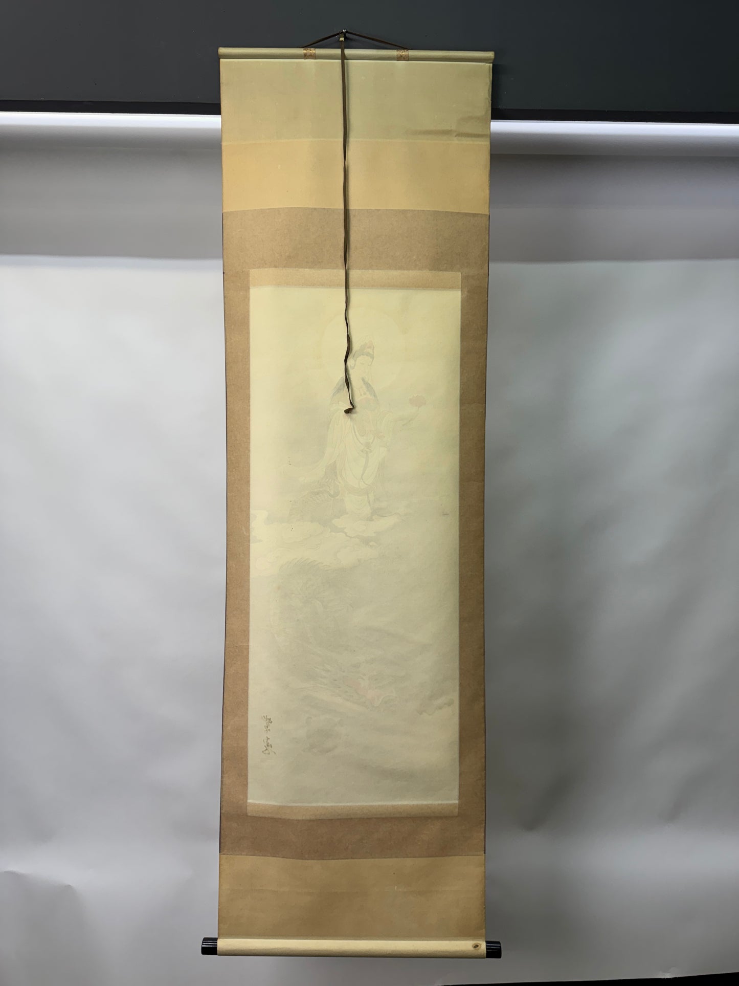 Y10731 KAKEJIKU Hanging scroll Kannon Bodhisattva Dragon Cloud Japan antique