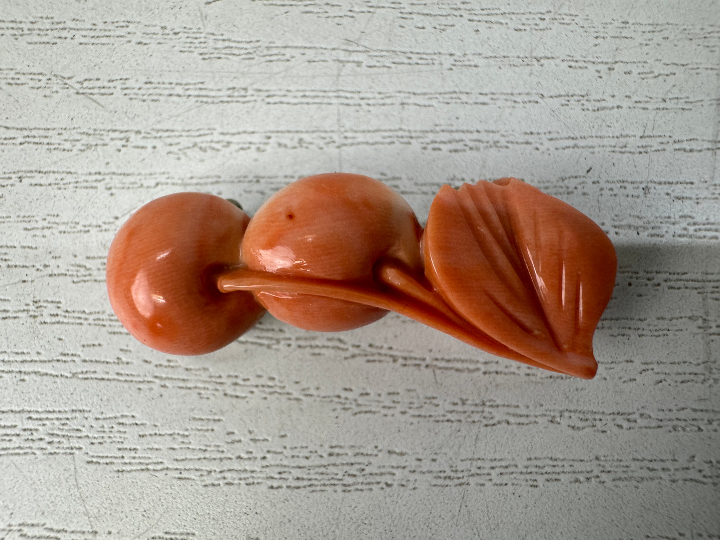 Y10739 OBIDOME Sash clip brooch Tree nut carving Japan antique kimono accessory