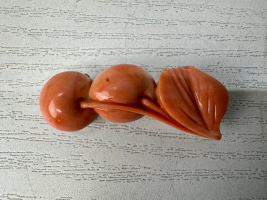 Y10739 OBIDOME Sash clip brooch Tree nut carving Japan antique kimono accessory