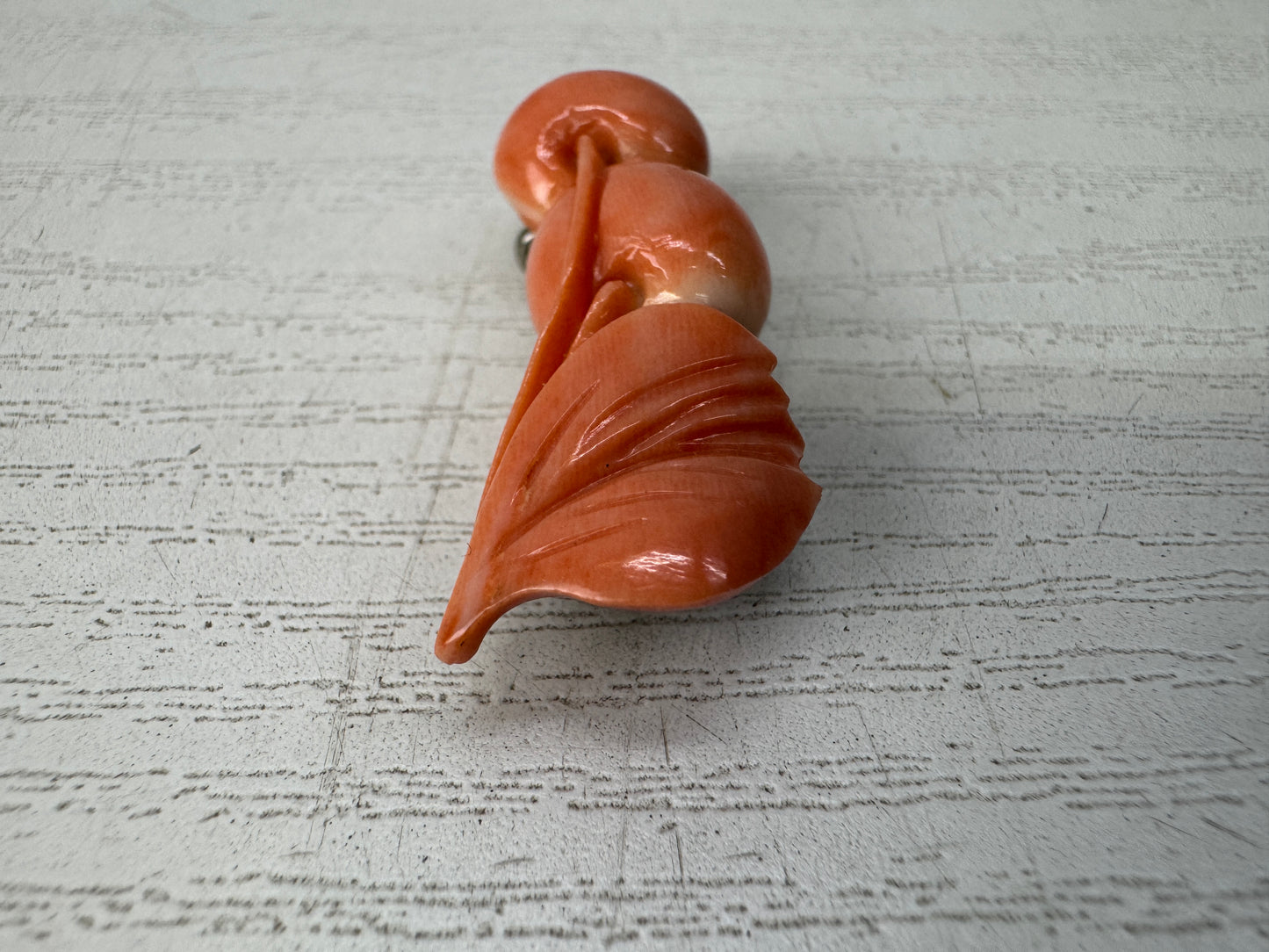 Y10739 OBIDOME Sash clip brooch Tree nut carving Japan antique kimono accessory