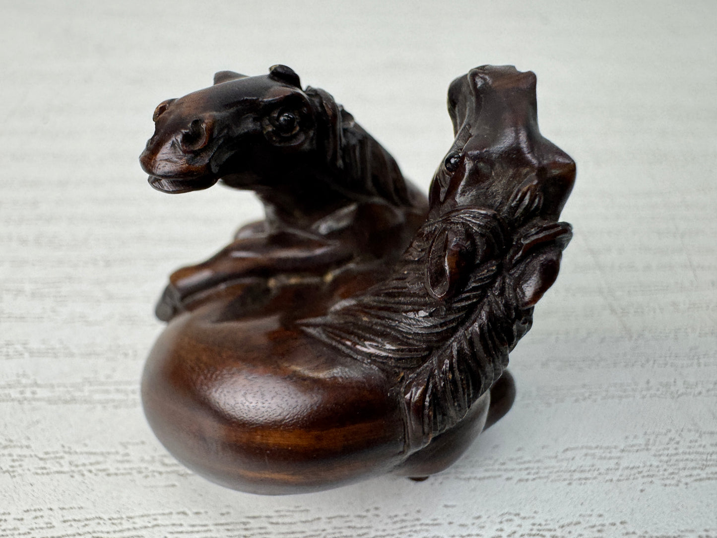 Y10743 NETSUKE 2 Horses signed Japan antique kimono accessory sagemono fashion