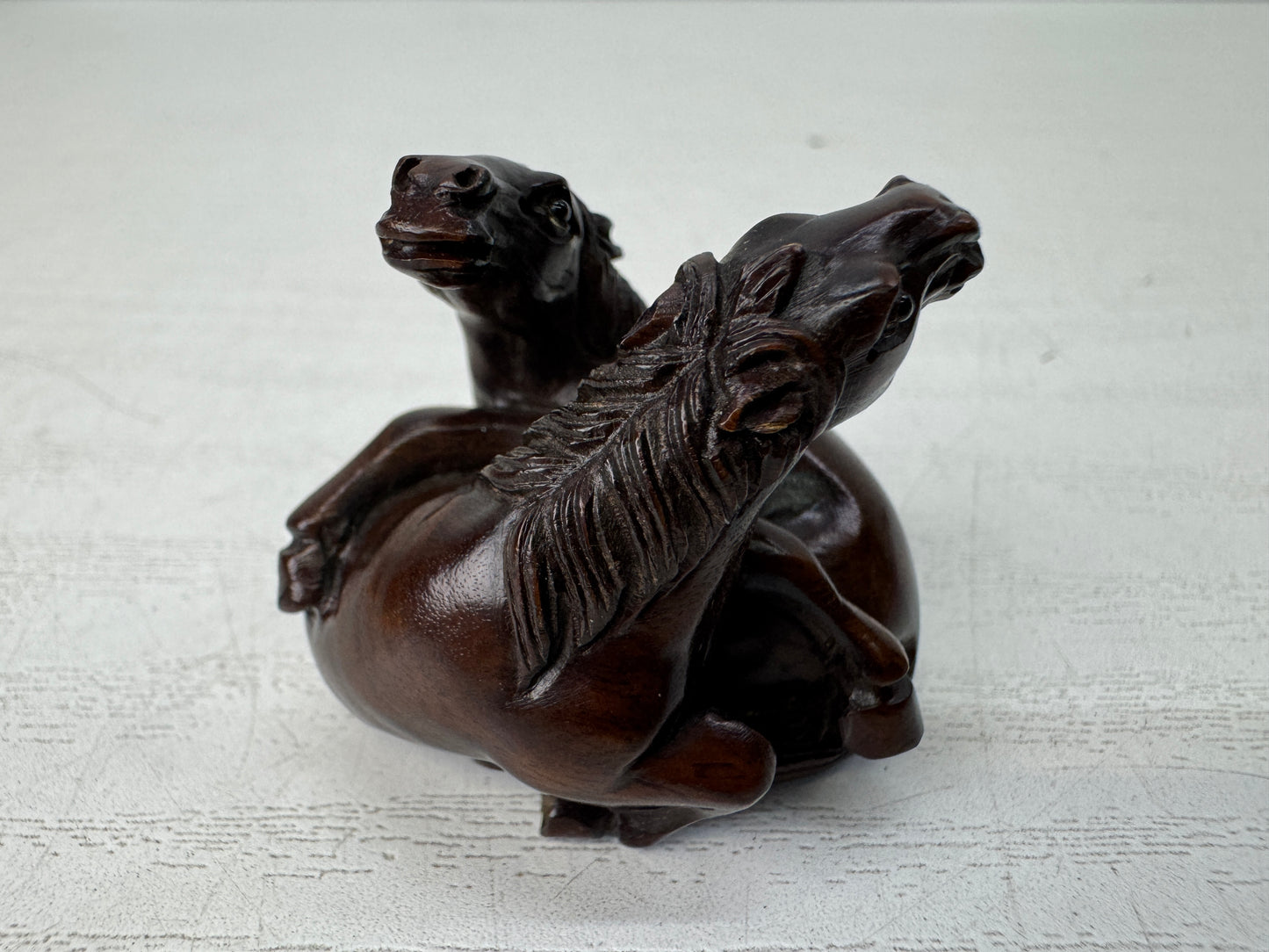 Y10743 NETSUKE 2 Horses signed Japan antique kimono accessory sagemono fashion