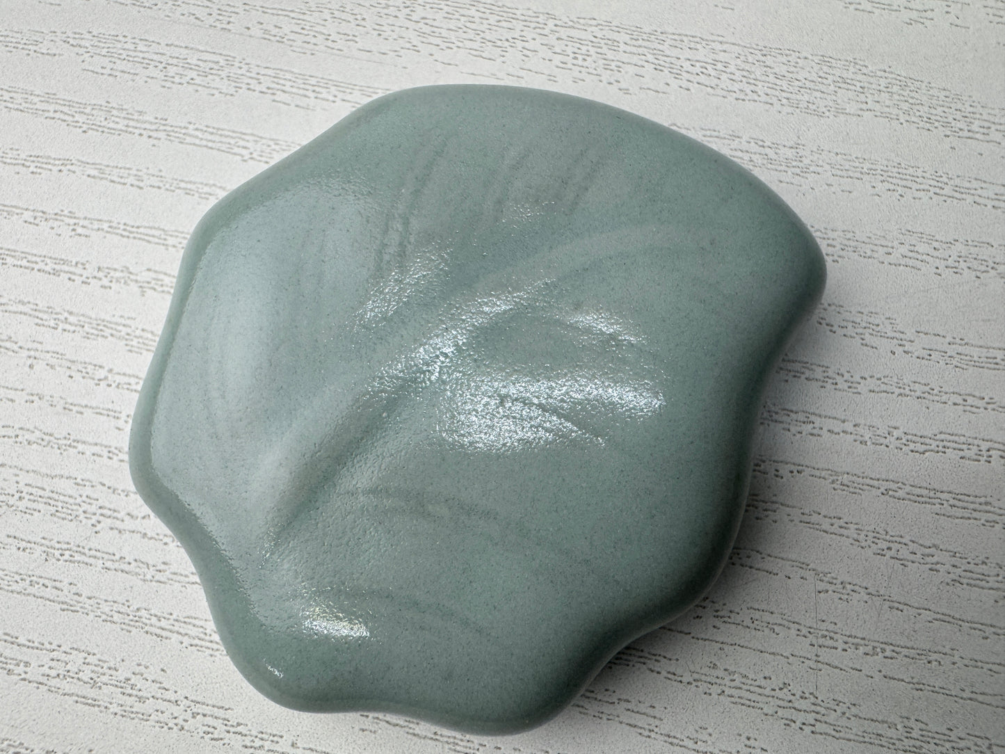 Y10758 BOX Celadon container signed Japan antique incense case fragrance aroma
