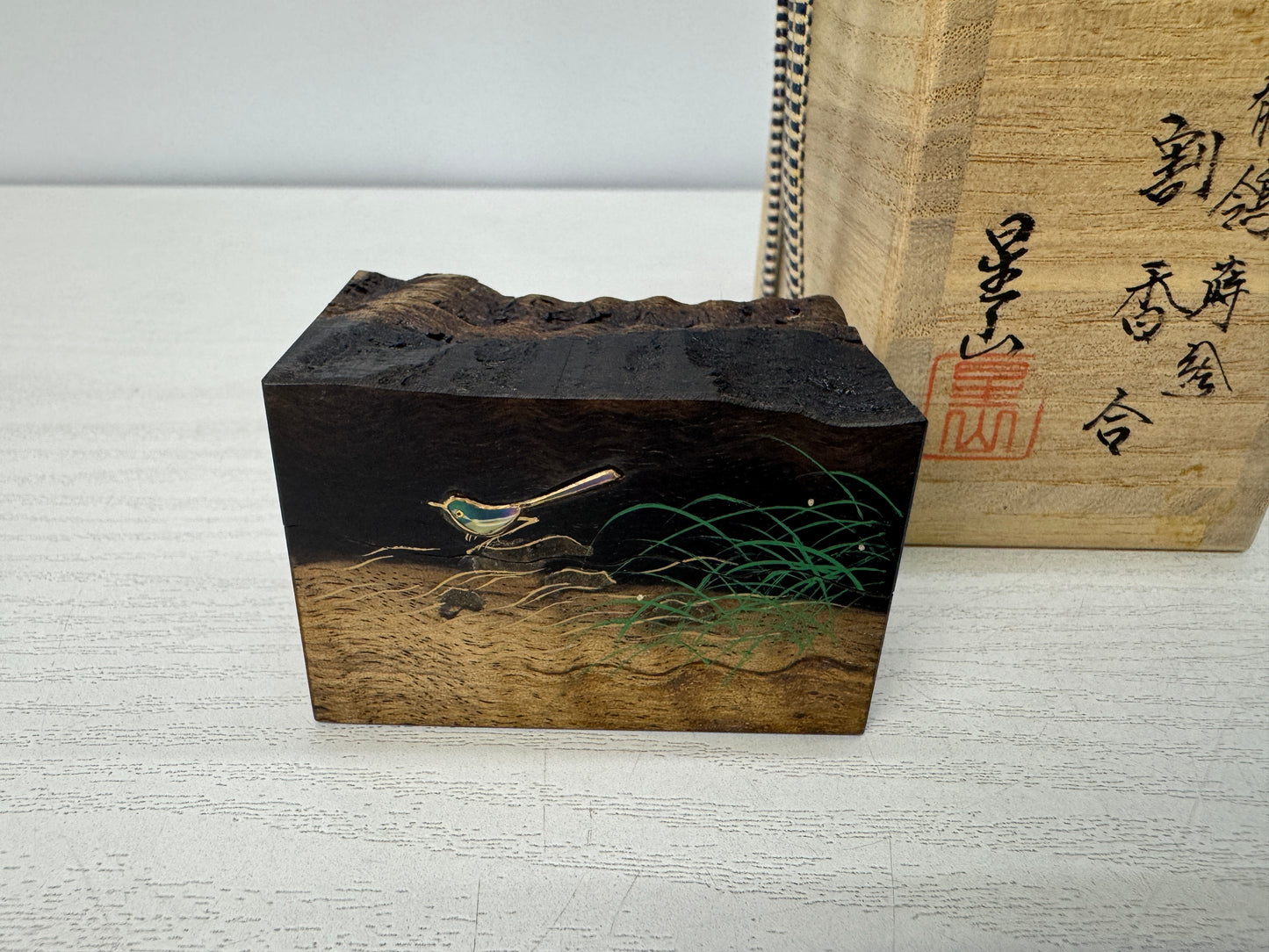 Y10759 BOX Black persimmon Makie signed Japan antique incense fragrance aroma