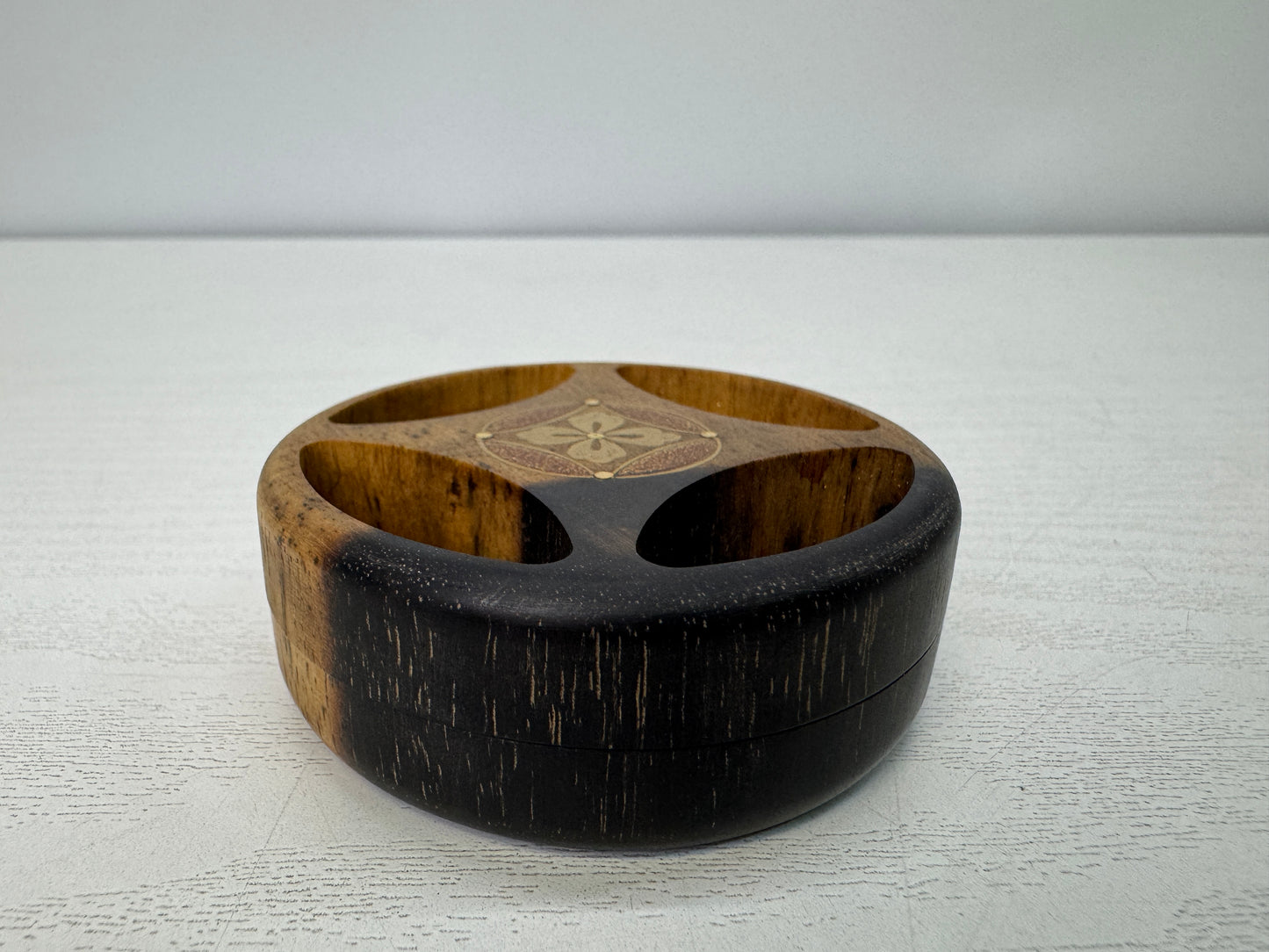 Y10760 BOX Black persimmon Makie signed Japan antique incense fragrance aroma