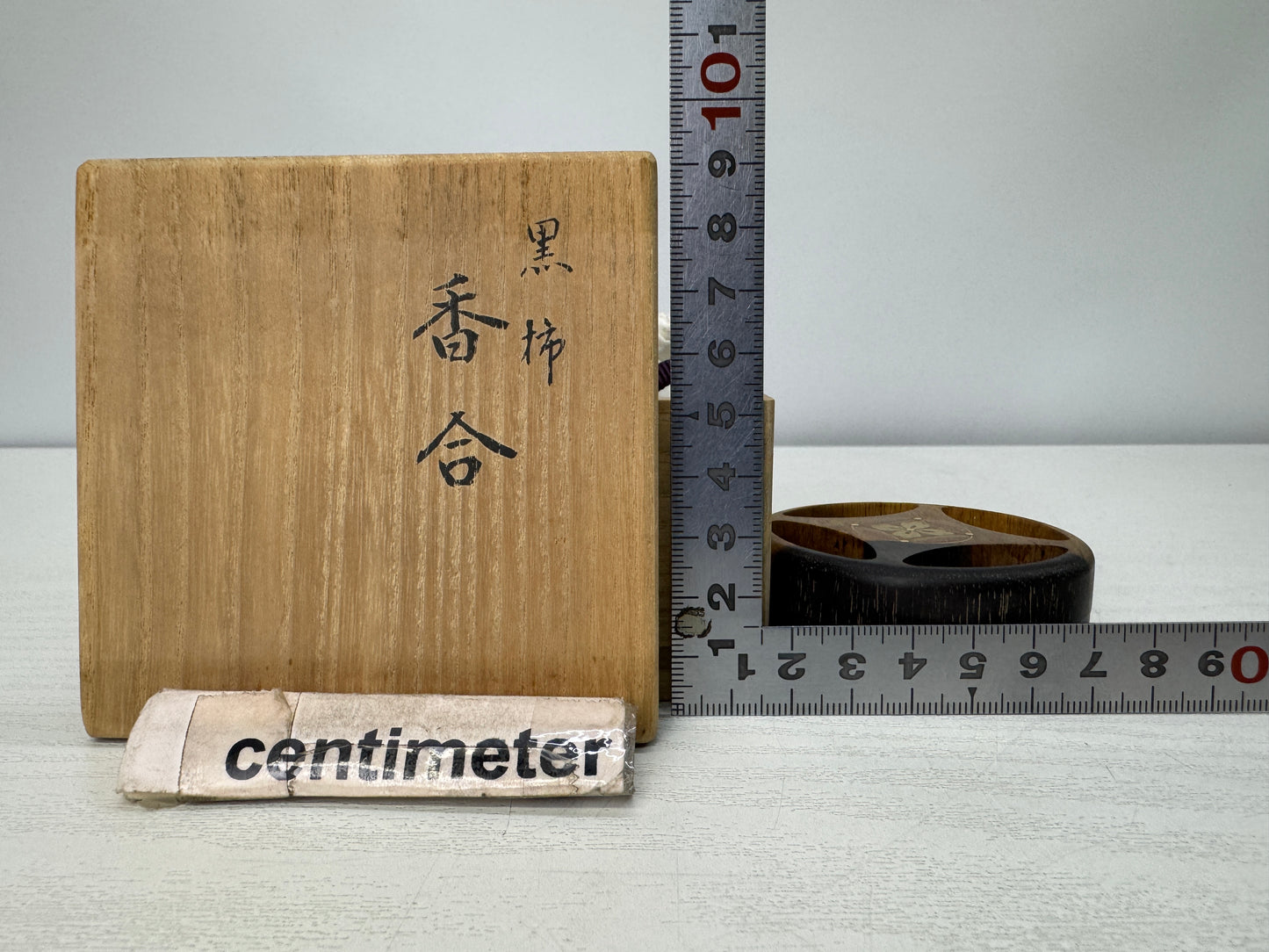 Y10760 BOX Black persimmon Makie signed Japan antique incense fragrance aroma