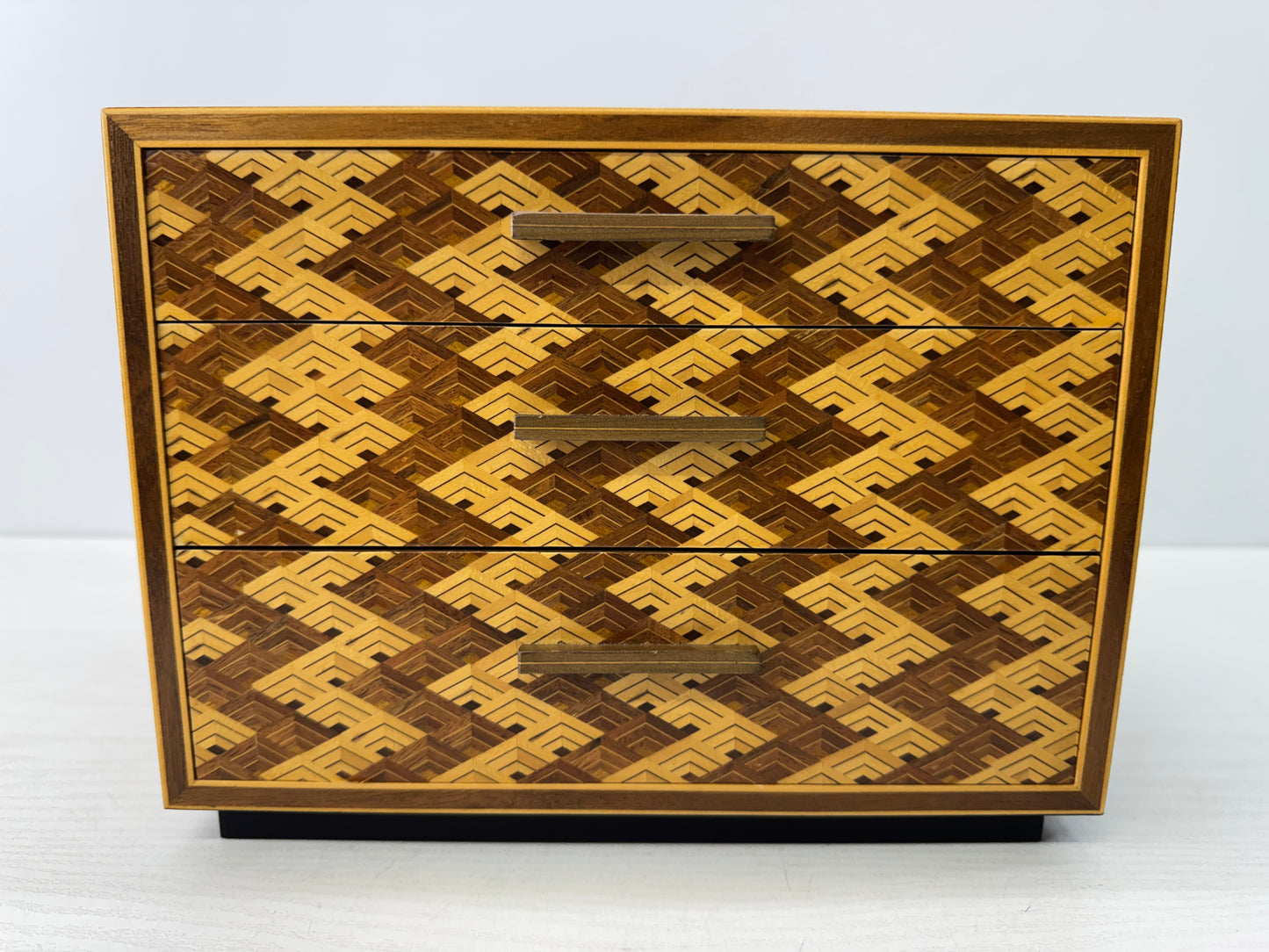 Y10786 TANSU Marquetry 3-tiered small chest drawers Japan antique interior