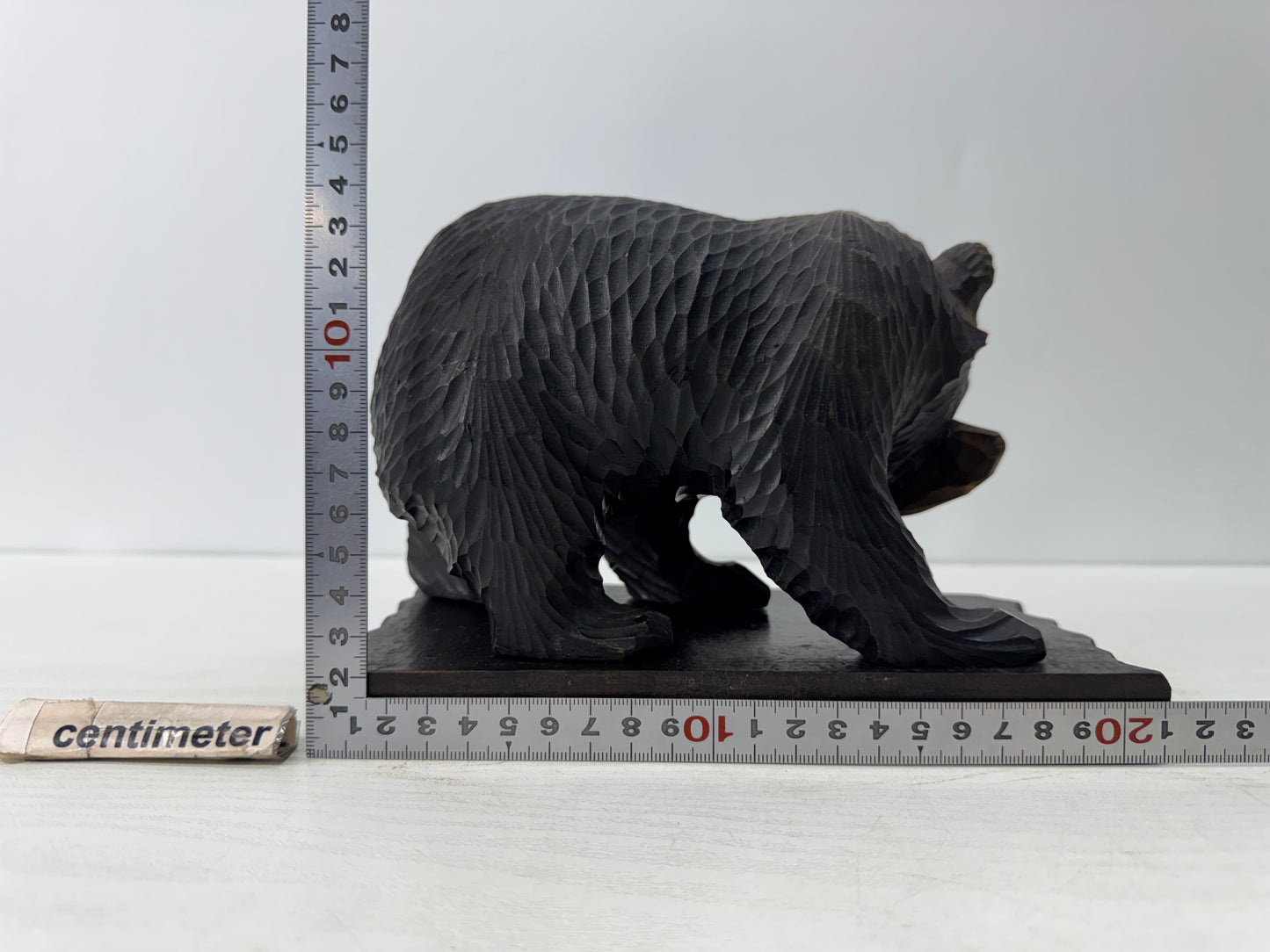 Y10792 OKIMONO wood carving Bear Salmon stand signed Japan antique figurine
