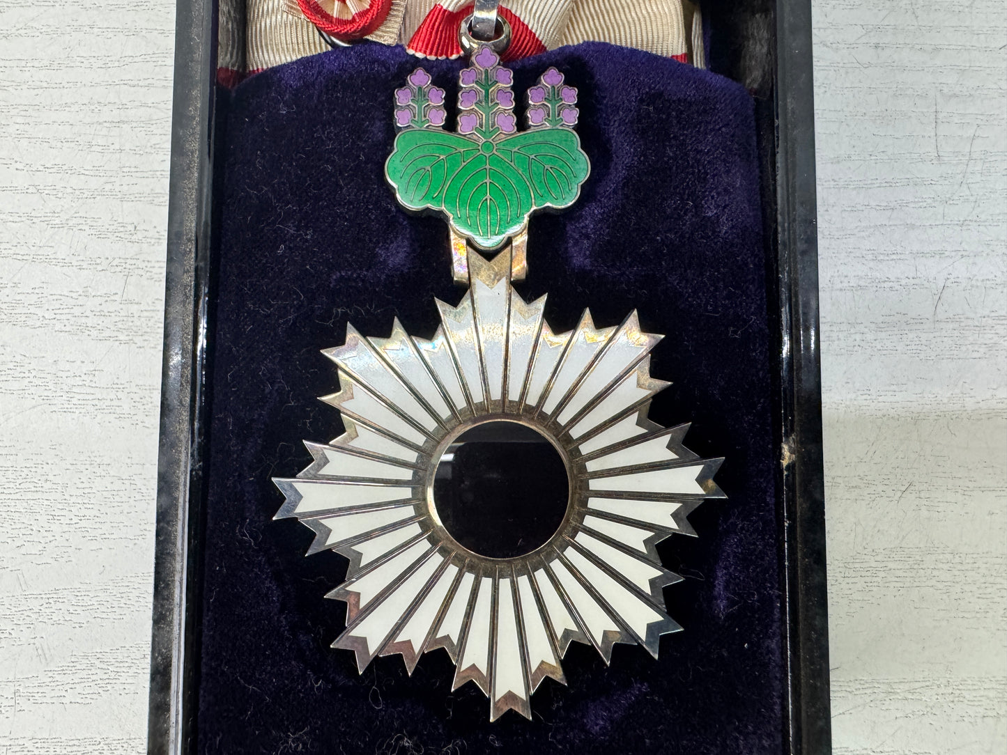 Y10800 KUNSHO 3rd Class Order of the Rising Sun box Japan antique military medal