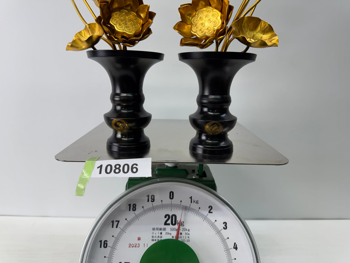Y10806 Buddhist Altar Equipment metal Lotus ornament Vase pair Japan antique