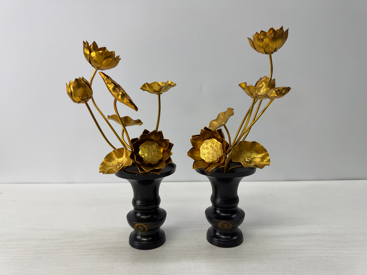 Y10806 Buddhist Altar Equipment metal Lotus ornament Vase pair Japan antique