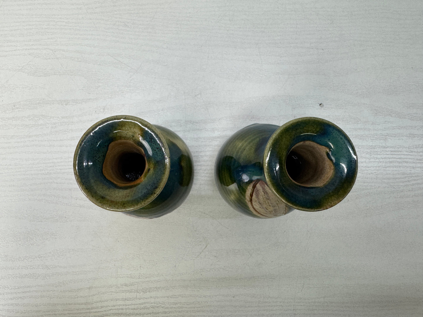 Y10808 CHOUSHI Oribe-ware Tokkuri Sake bottle cup pair signed box Japan antique