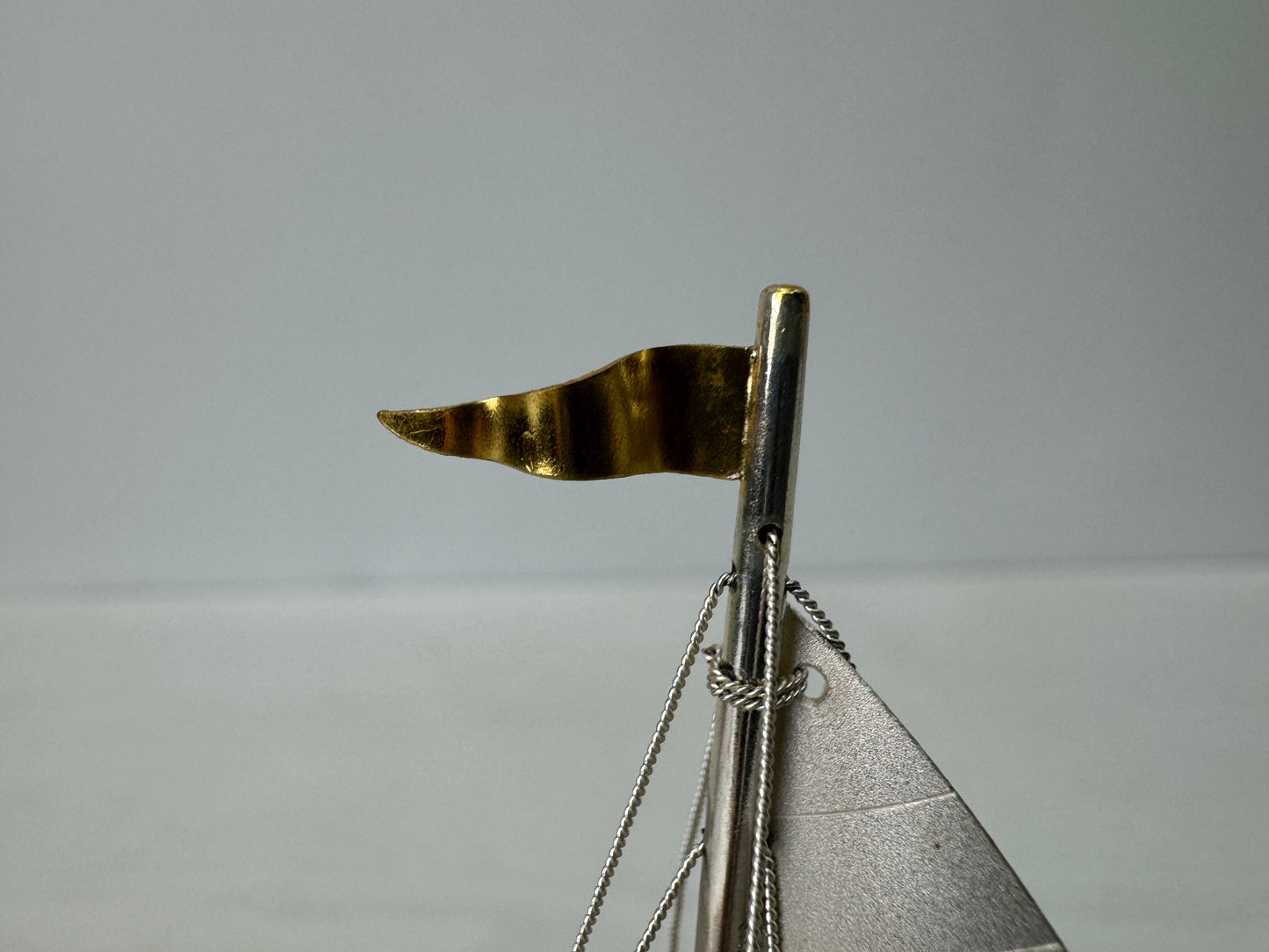 Y10817 OKIMONO Silver Yacht signed glass case Japan antique ornament interior