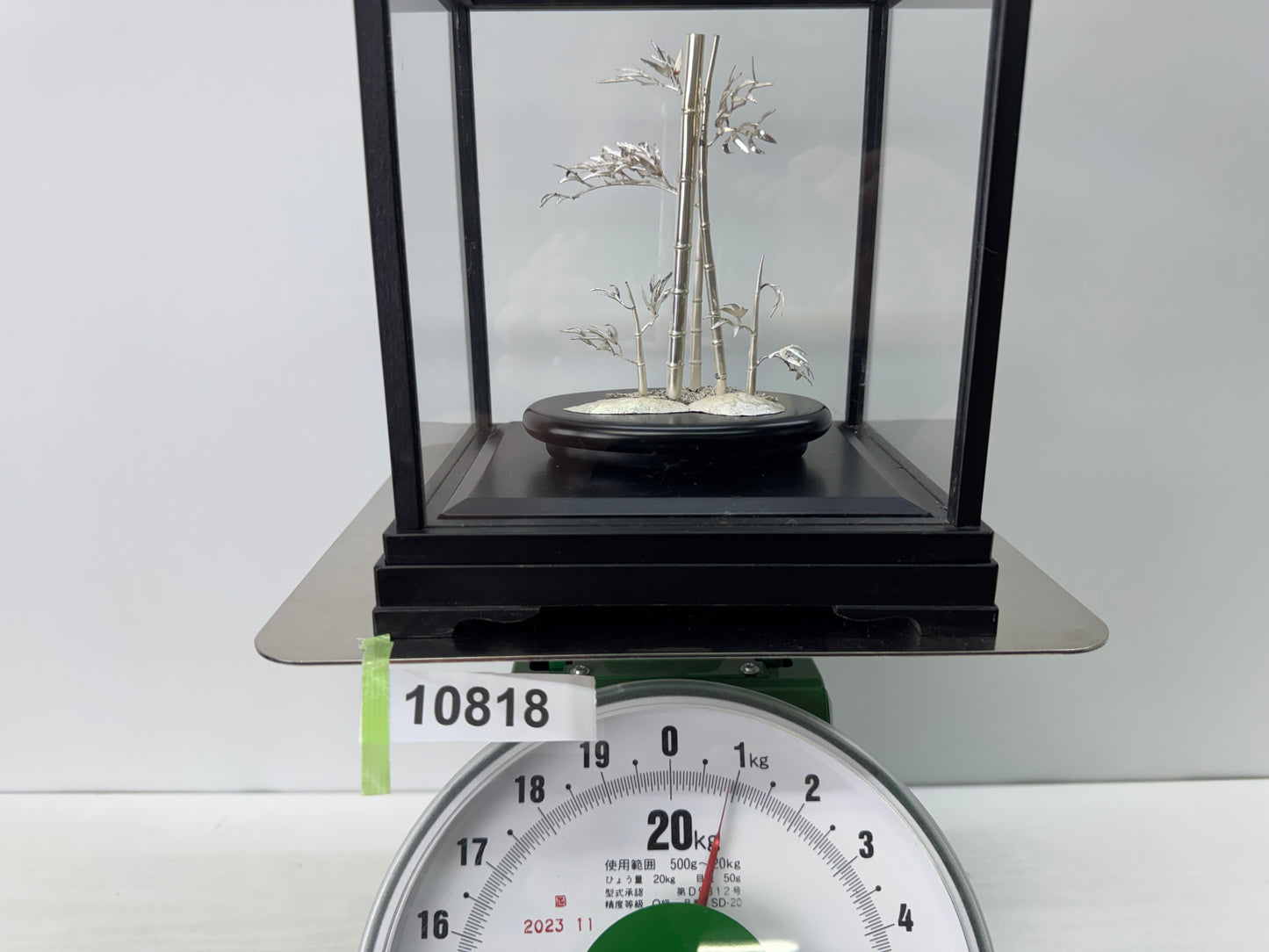 Y10818 OKIMONO Silver Bamboo signed glass case Japan antique ornament interior