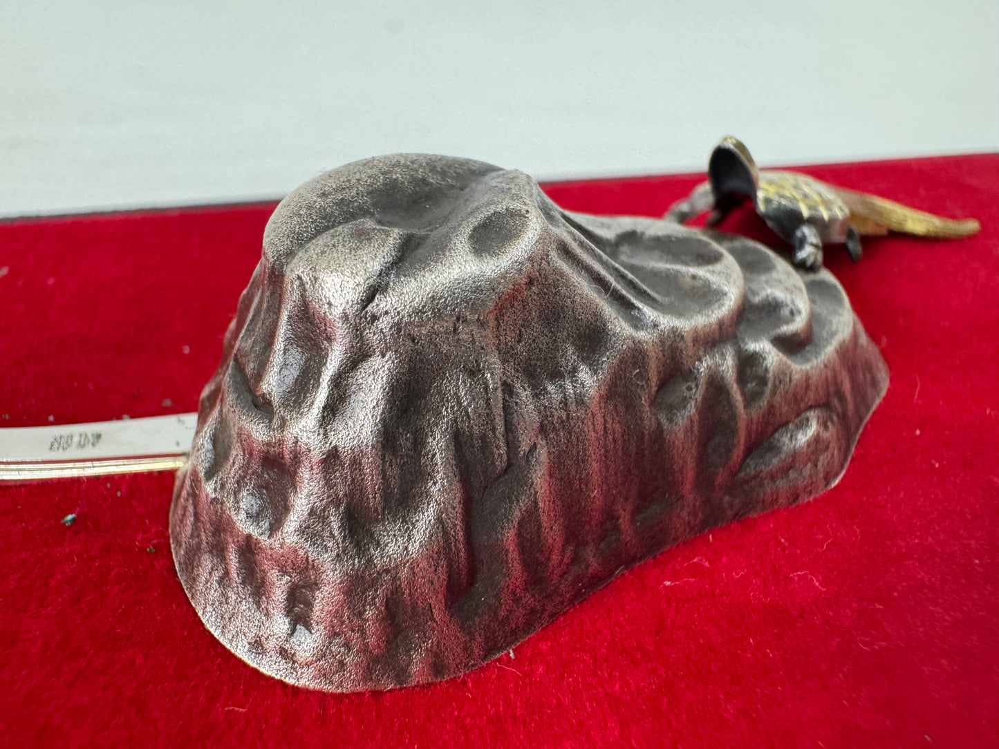 Y10820 OKIMONO Solid Silver Crane Turtle signed glass case Japan antique figure