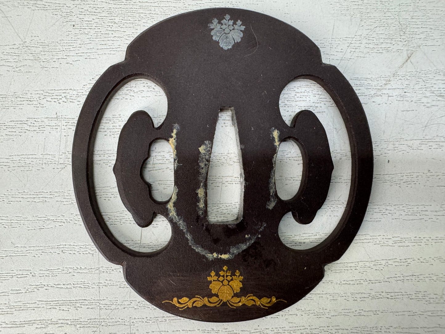 Y10822 TSUBA Iron sword guard gold silver inlay Japan antique samurai katana