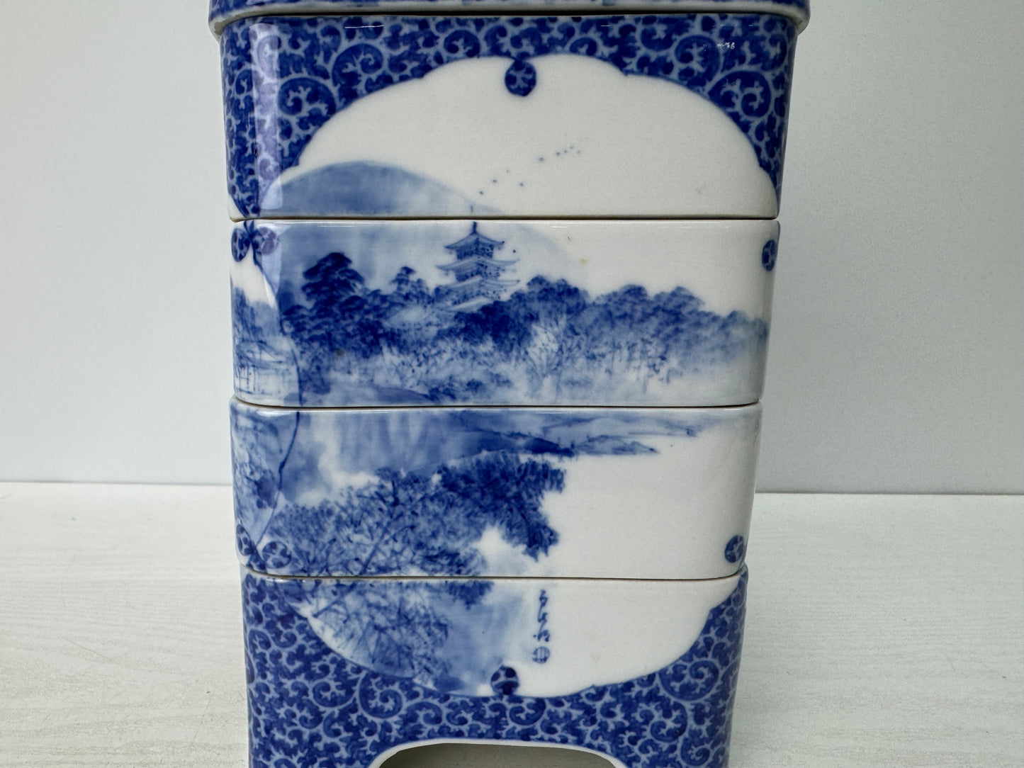 Y10835 BOX Seto-ware Pavilion Landscape muti-tiered container Japan antique case