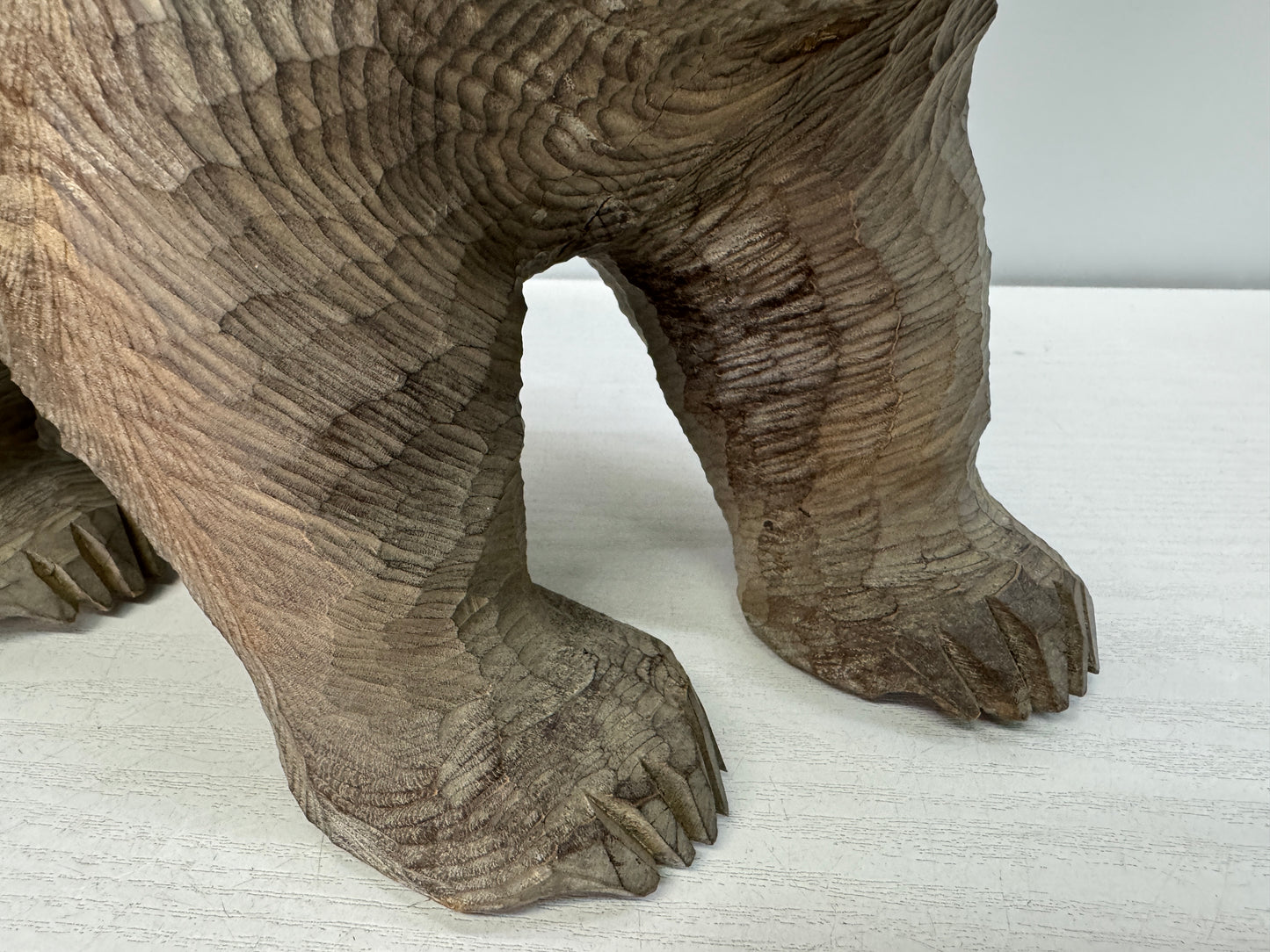 Y10846 OKIMONO wood carving Bear signed wooden tag Japan antique figure figurine