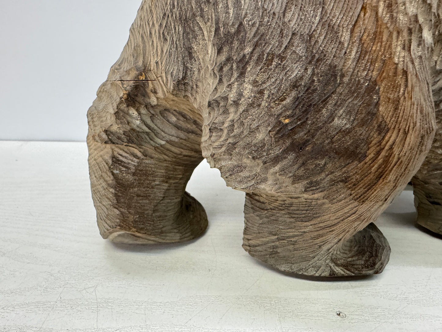 Y10846 OKIMONO wood carving Bear signed wooden tag Japan antique figure figurine