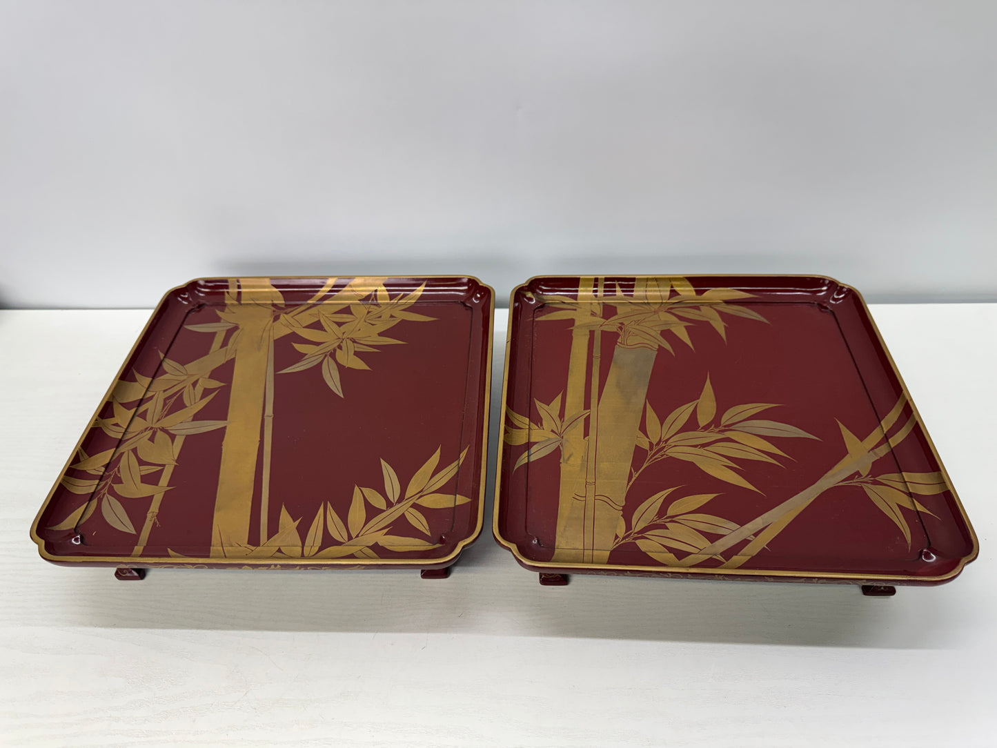 Y10855 TRAY Vermilion-lacquered Ozen Gold bamboo Makie Japan antique dining