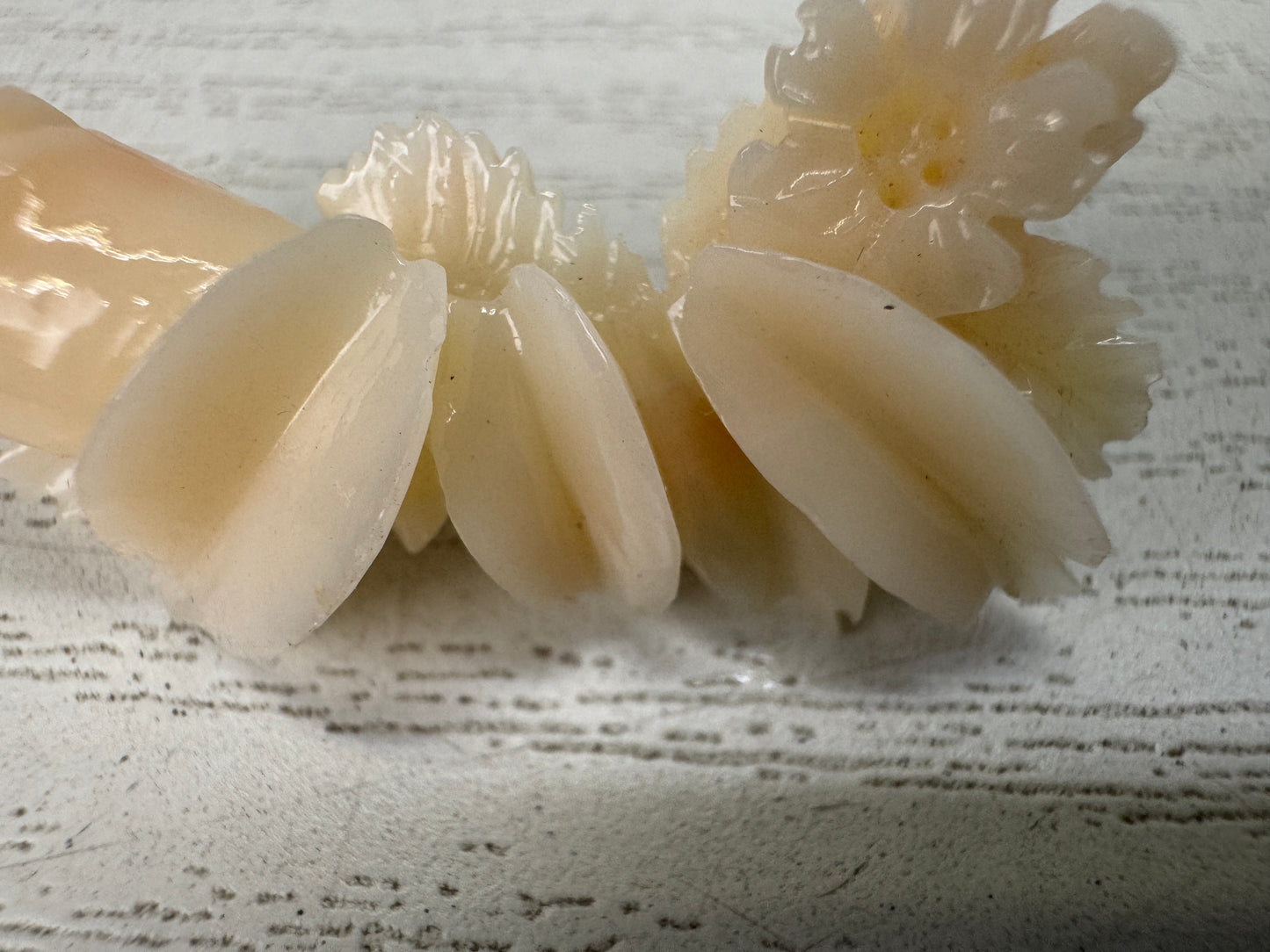 Y10861 BROOCH Genuine White Coral Flower Branch Japan antique jewelry fashion