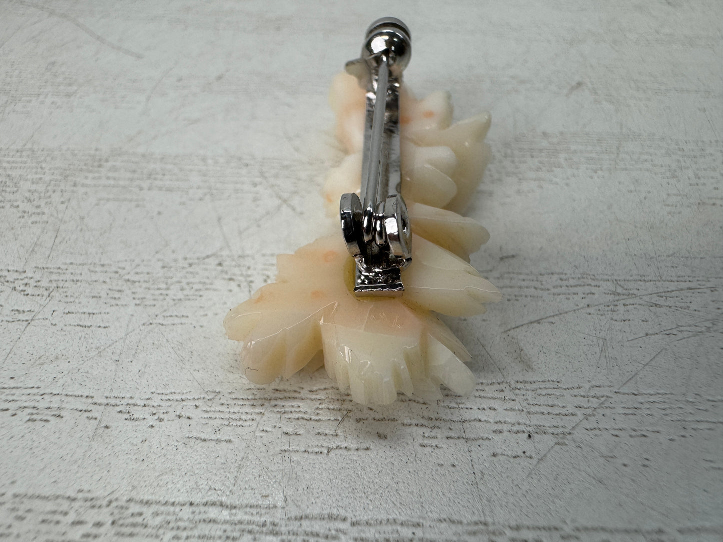 Y10861 BROOCH Genuine White Coral Flower Branch Japan antique jewelry fashion