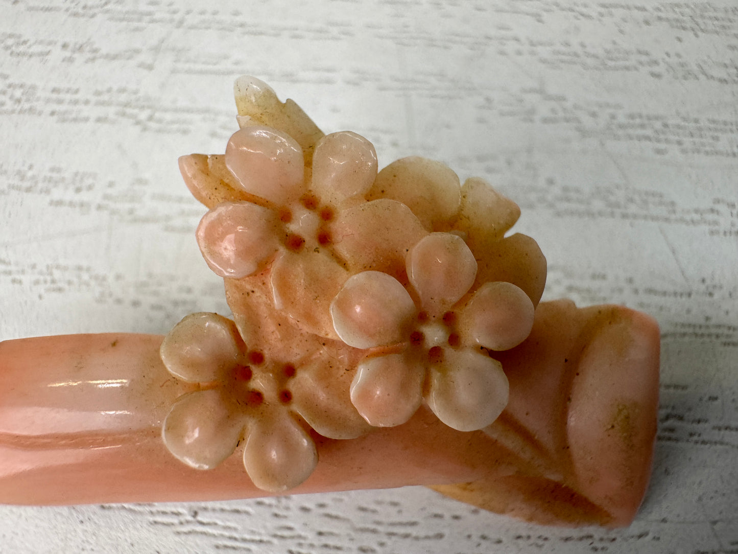 Y10862 BROOCH Genuine Coral Plum blossom carving Japan antique jewelry fashion