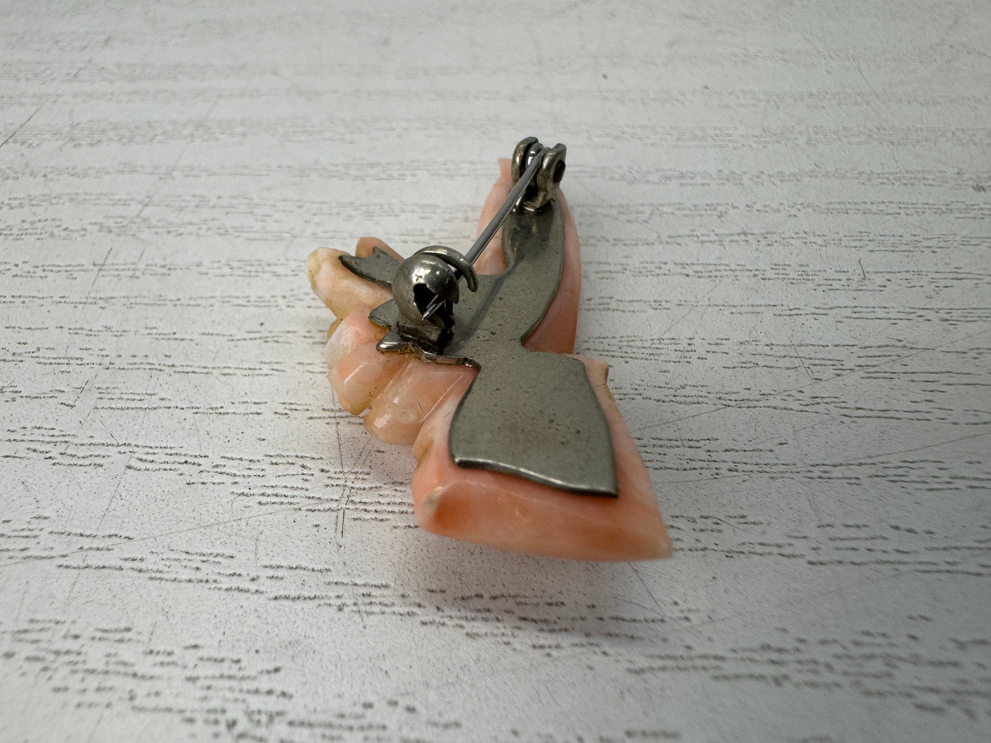 Y10862 BROOCH Genuine Coral Plum blossom carving Japan antique jewelry fashion