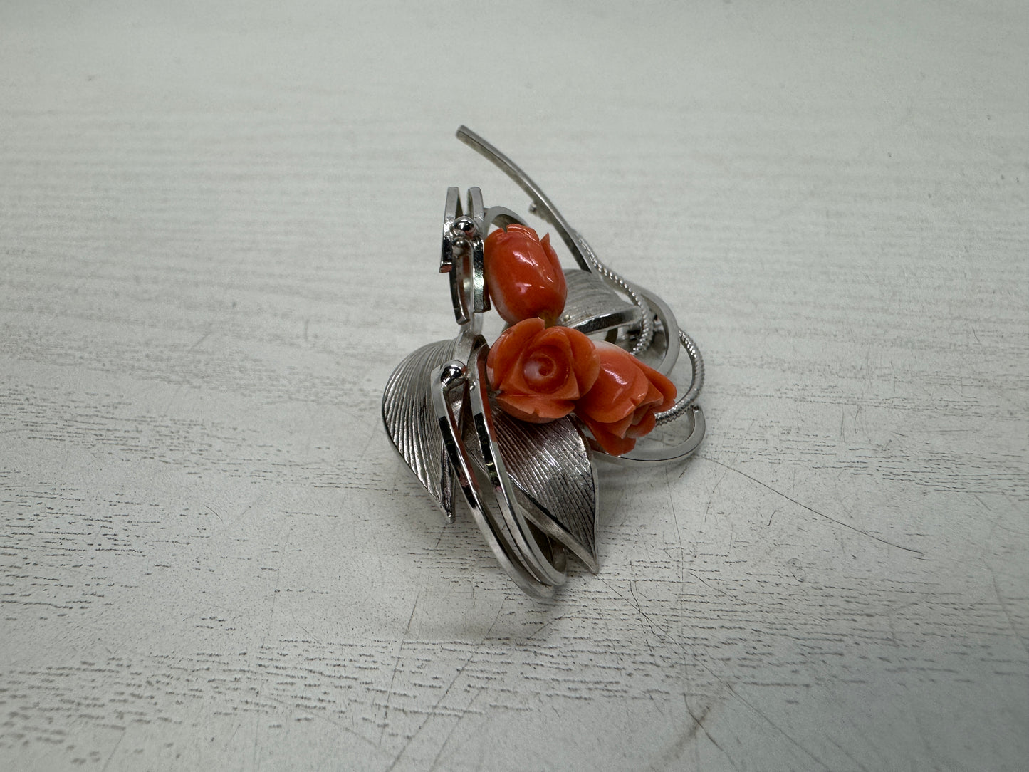 Y10864 BROOCH Genuine Coral Tulip Japan antique jewelry fashion accessory pin