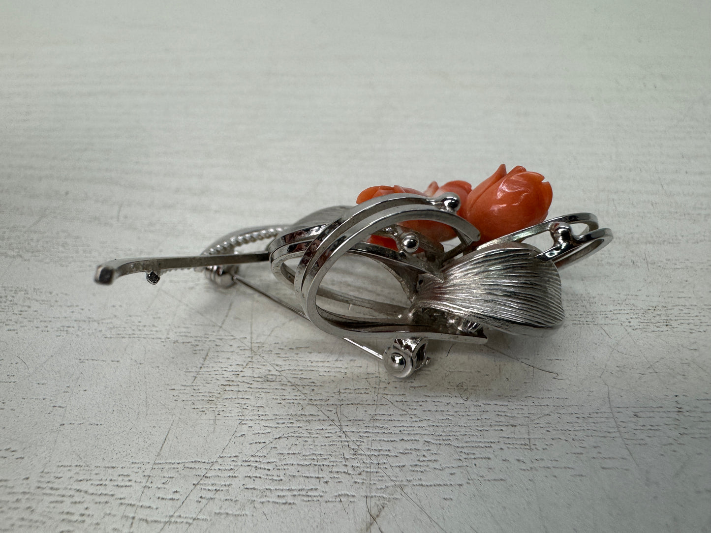 Y10864 BROOCH Genuine Coral Tulip Japan antique jewelry fashion accessory pin