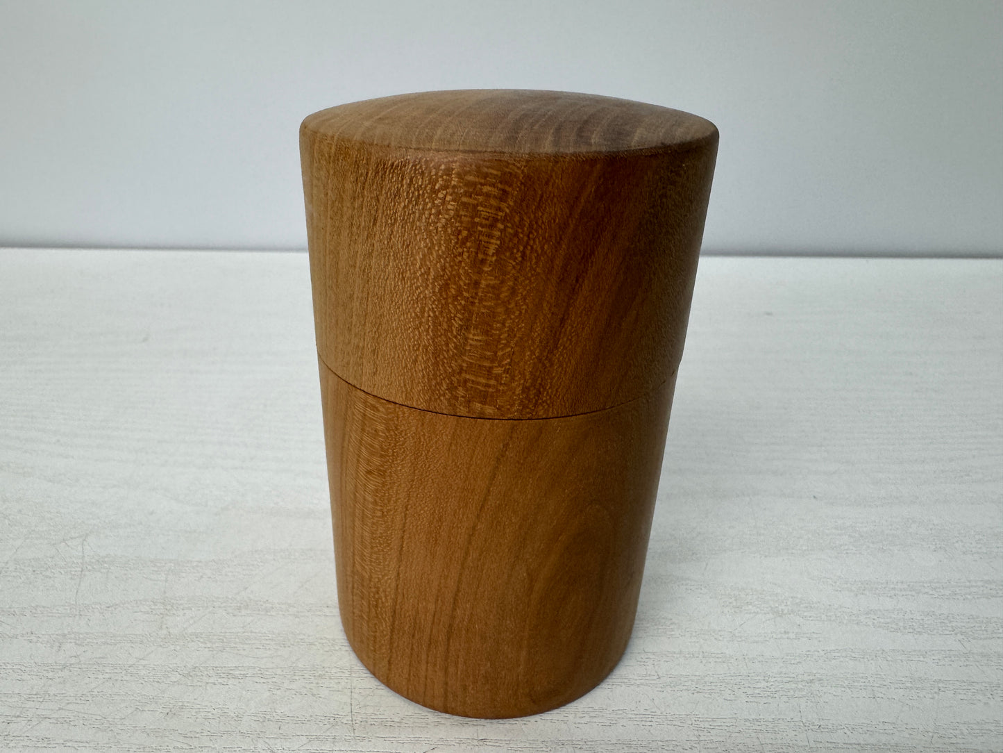 Y10870 TEA CADDY Hollowed-out wood carving container Japan antique tea ceremony