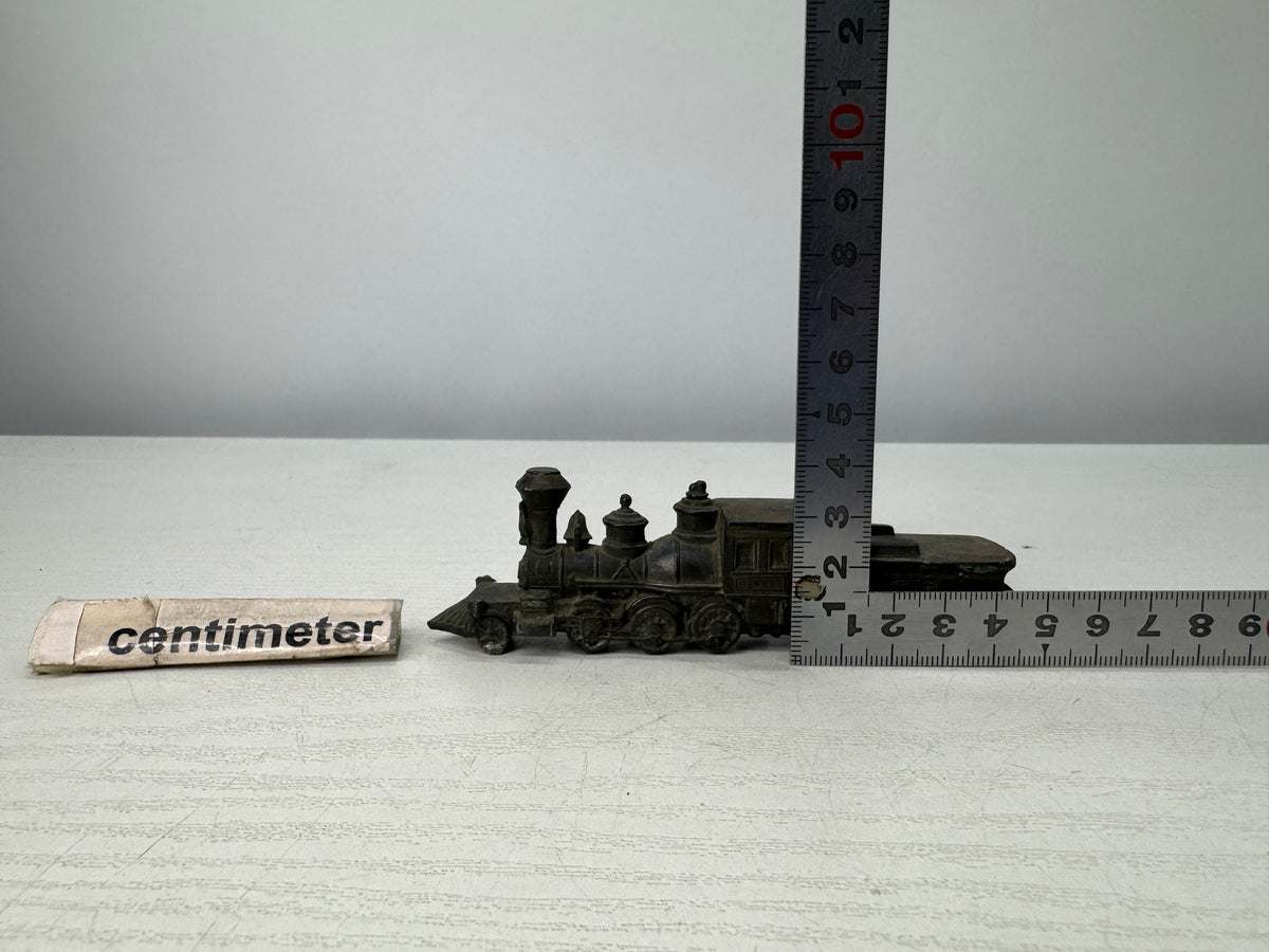 Y10891 OKIMONO metal Benkei locomotive train figurine Japan antique ornament