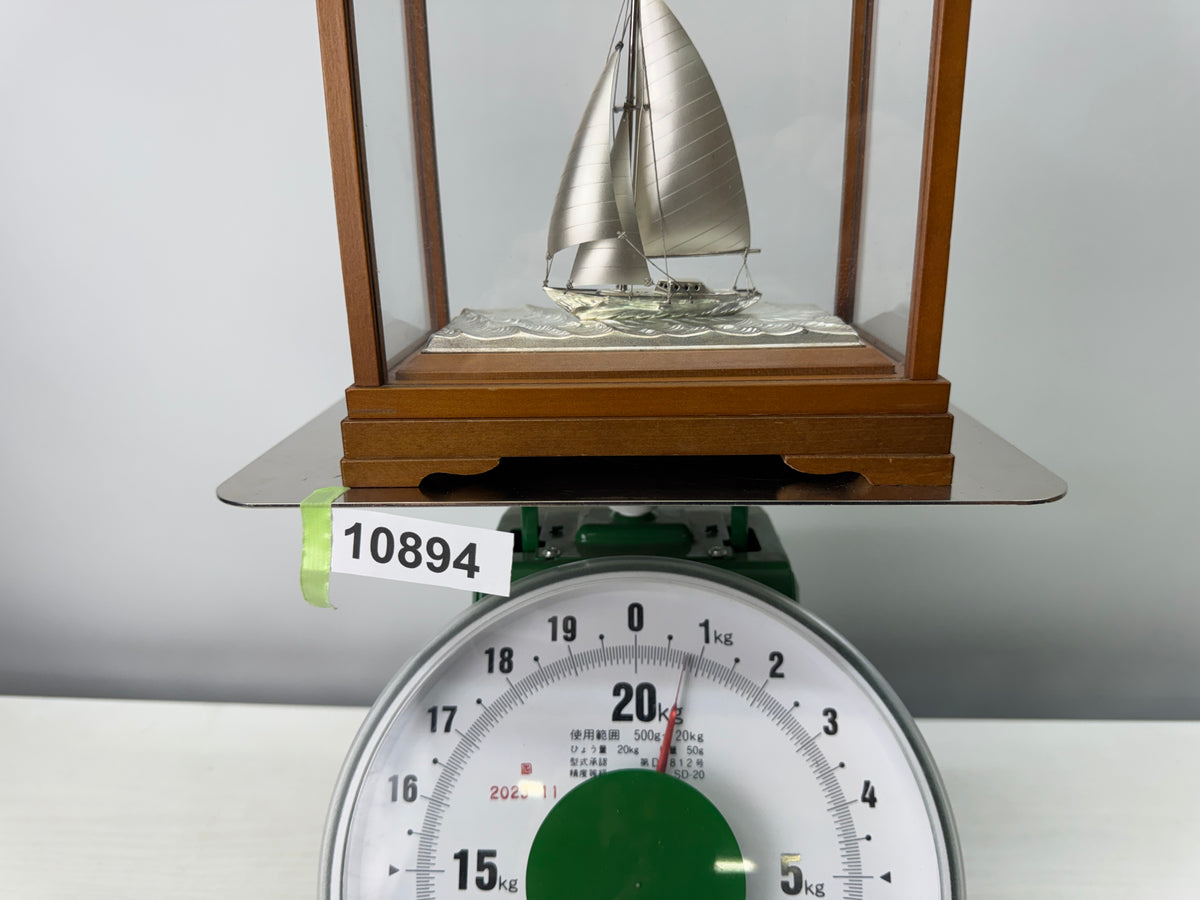 Y10894 OKIMONO Silver Yacht signed glass case Japan antique ornament interior