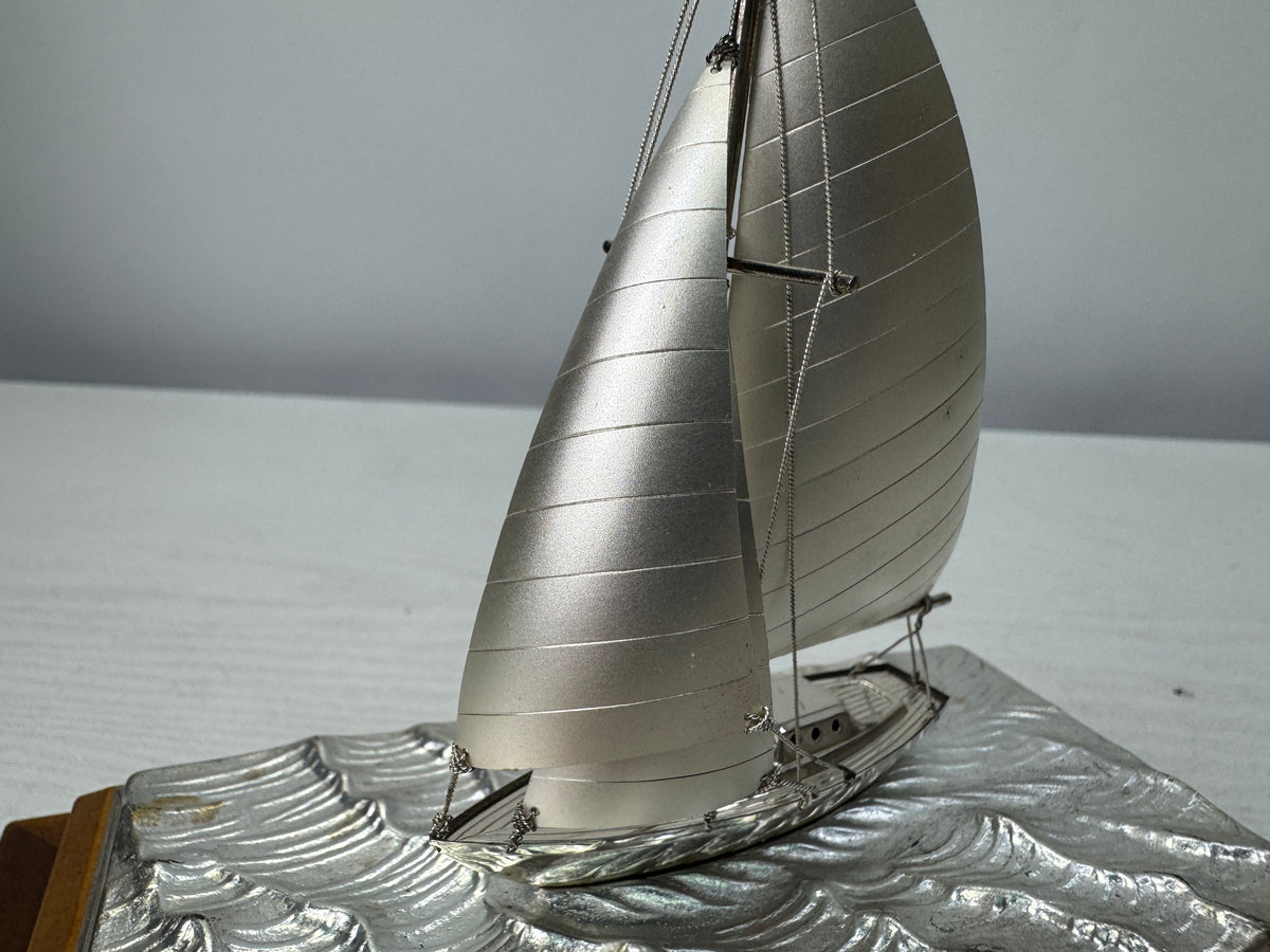 Y10894 OKIMONO Silver Yacht signed glass case Japan antique ornament interior