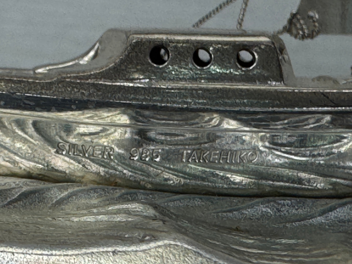 Y10894 OKIMONO Silver Yacht signed glass case Japan antique ornament interior