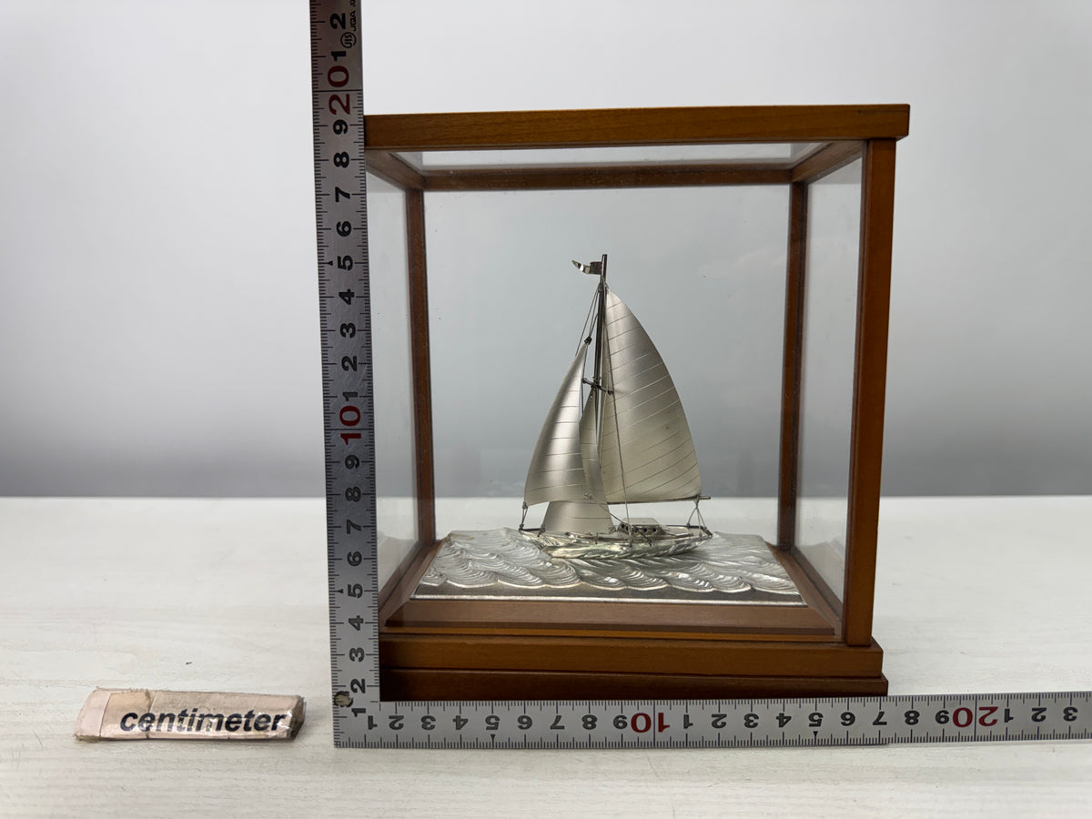 Y10894 OKIMONO Silver Yacht signed glass case Japan antique ornament interior