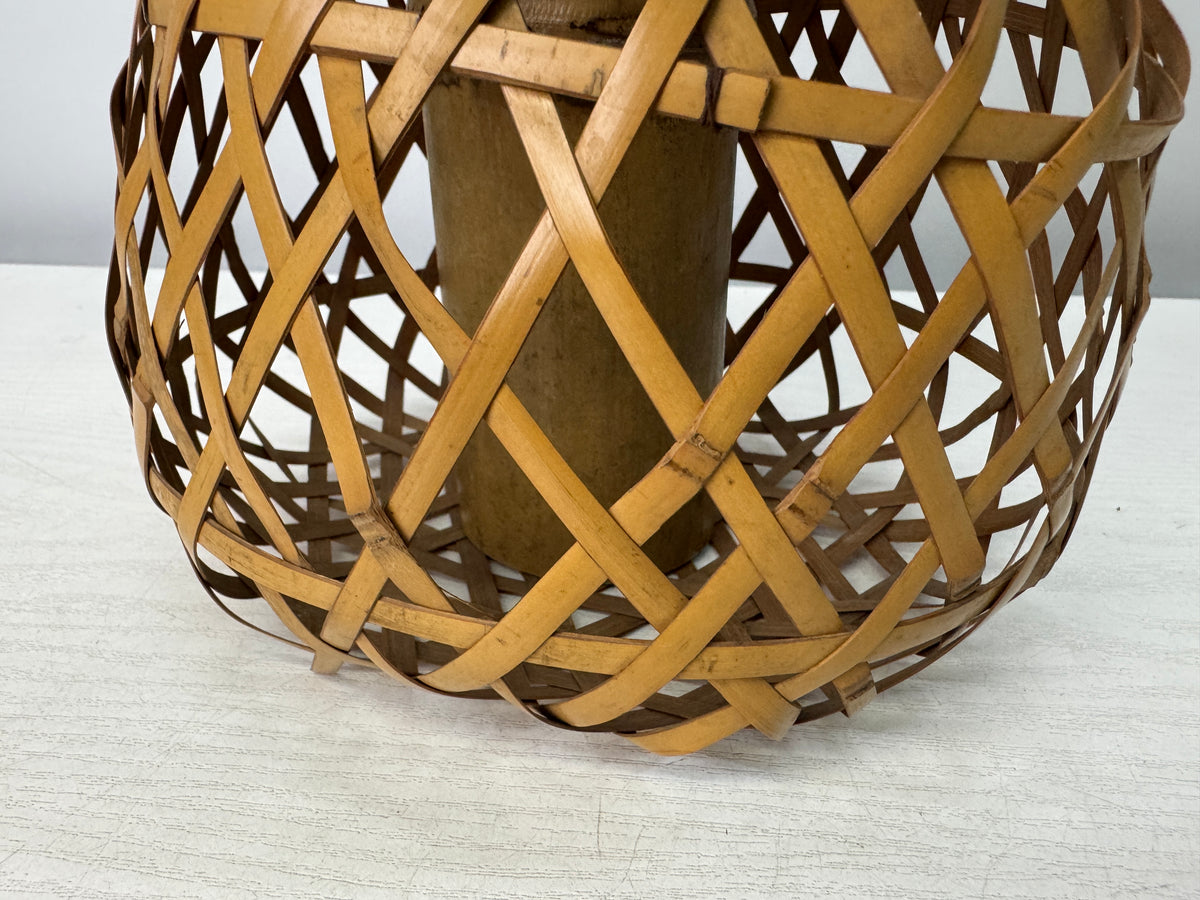 Y10899 Bamboo Woven Basket Gourd shape vase signed Japan antique ikebana decor
