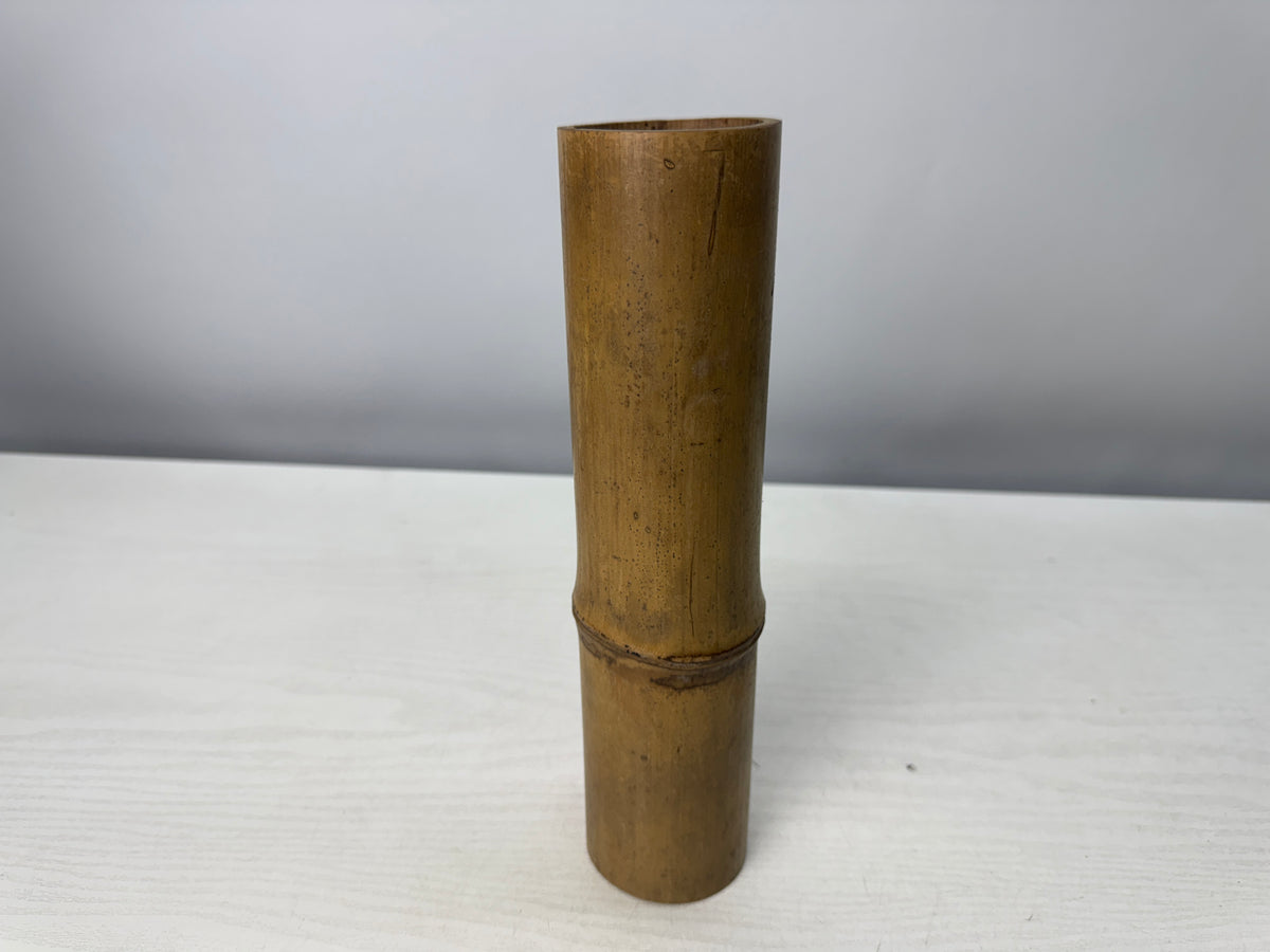 Y10899 Bamboo Woven Basket Gourd shape vase signed Japan antique ikebana decor