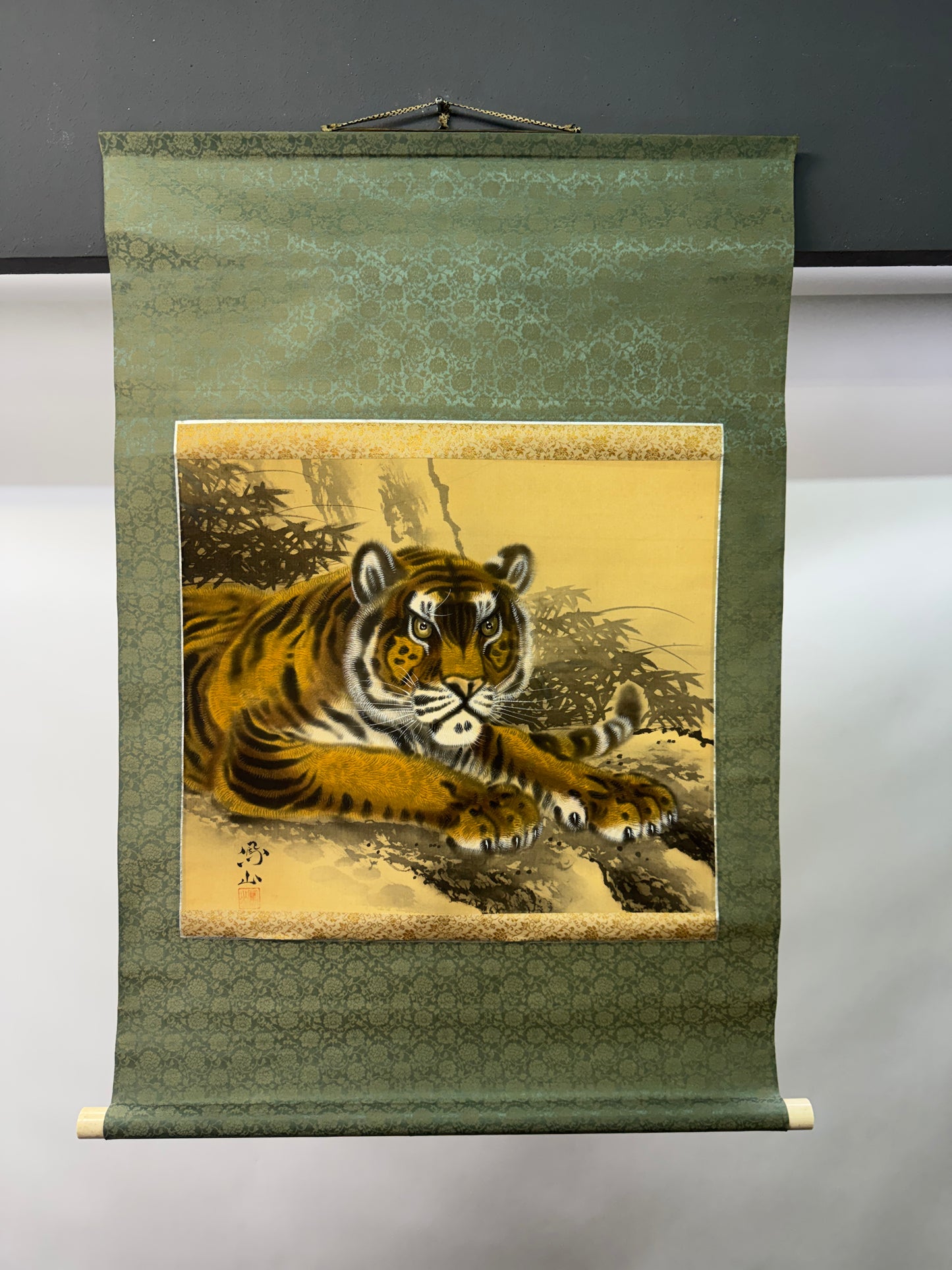 Y10906 KAKEJIKU Hanging scroll Tiger signed Japan antique wall interior art