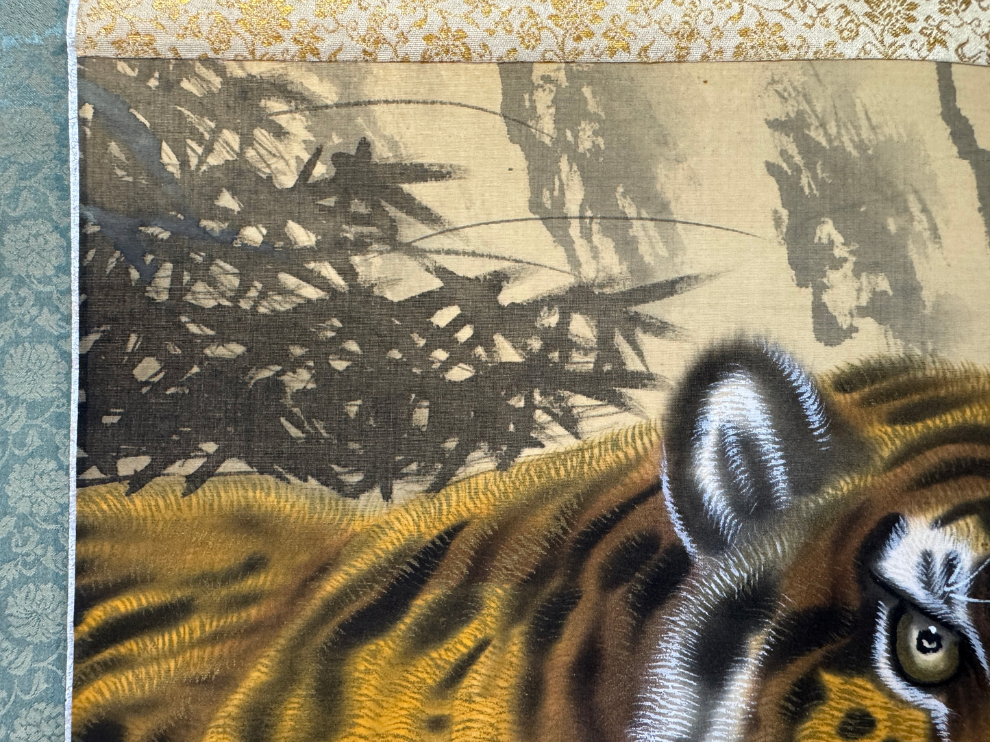 Y10906 KAKEJIKU Hanging scroll Tiger signed Japan antique wall interior art