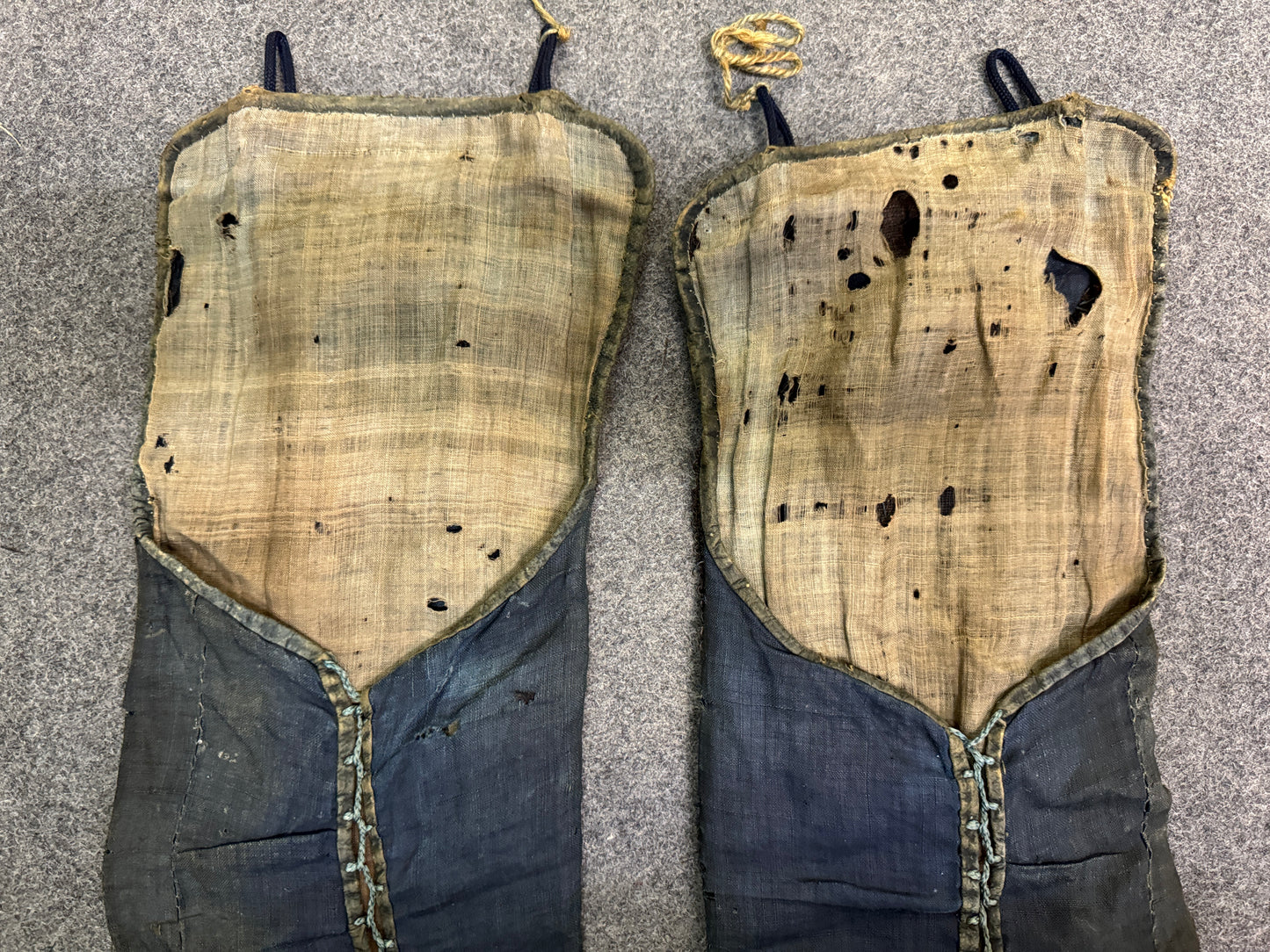 Y10927 YOROI Iron gauntlets Kote samurai armor protective gear Japan antique