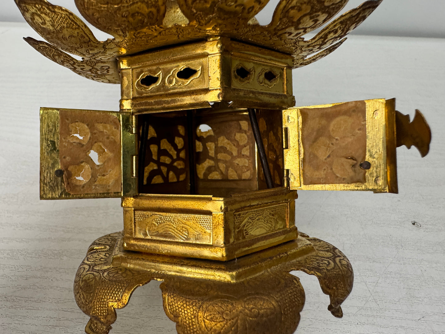 Y10929 TOUROU small Hanging Lantern pair gold leaf Japan antique lighting light