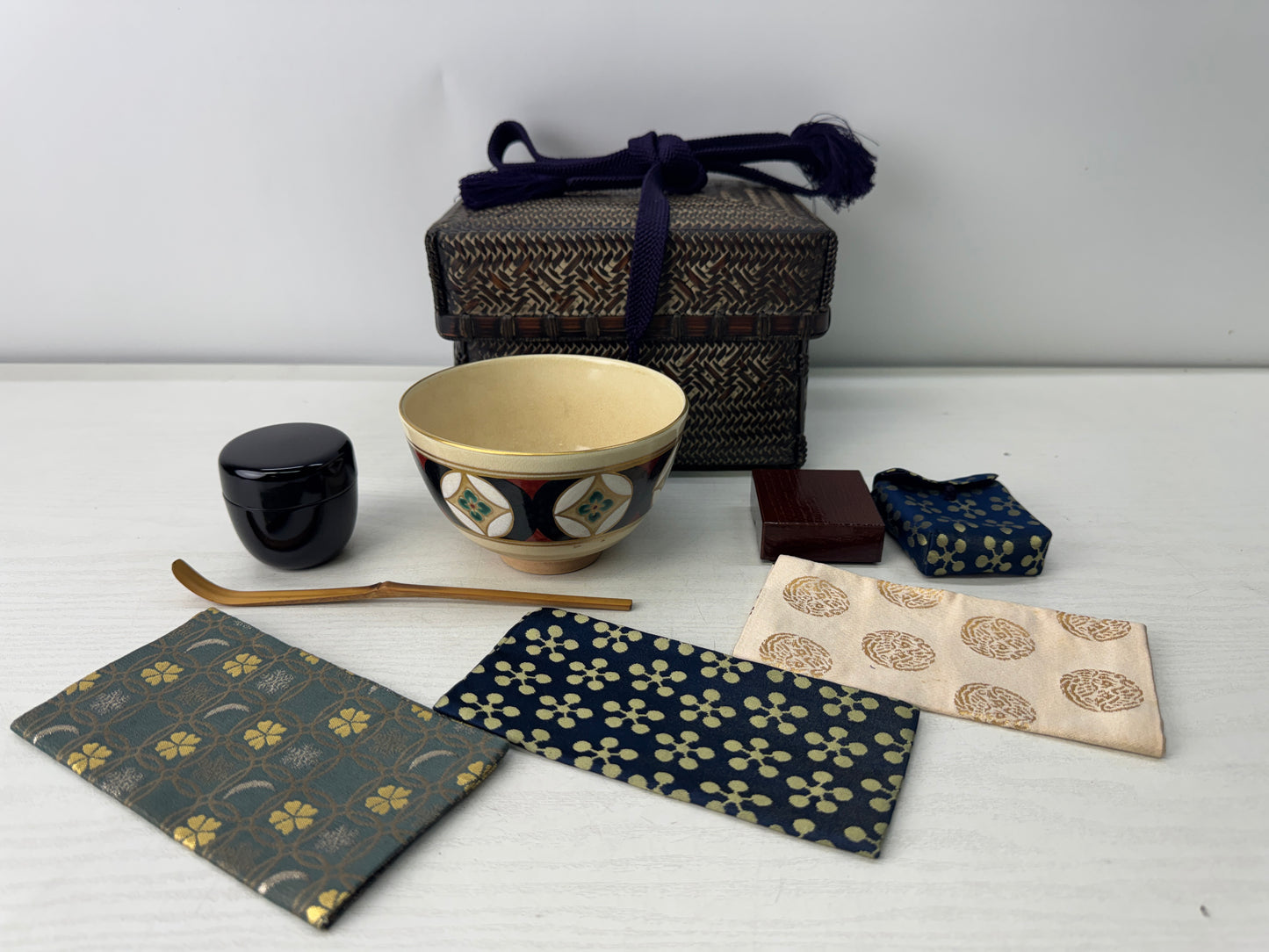 Y10945 Bamboo Woven Basket Tea ceremony utensils set box signed Japan antique