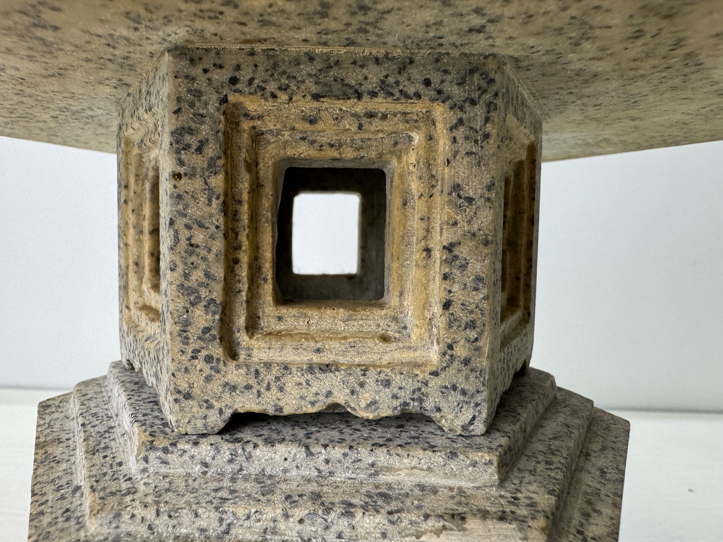Y10956 TOUROU small Granite Lantern ornament Japanese garden Japan antique light
