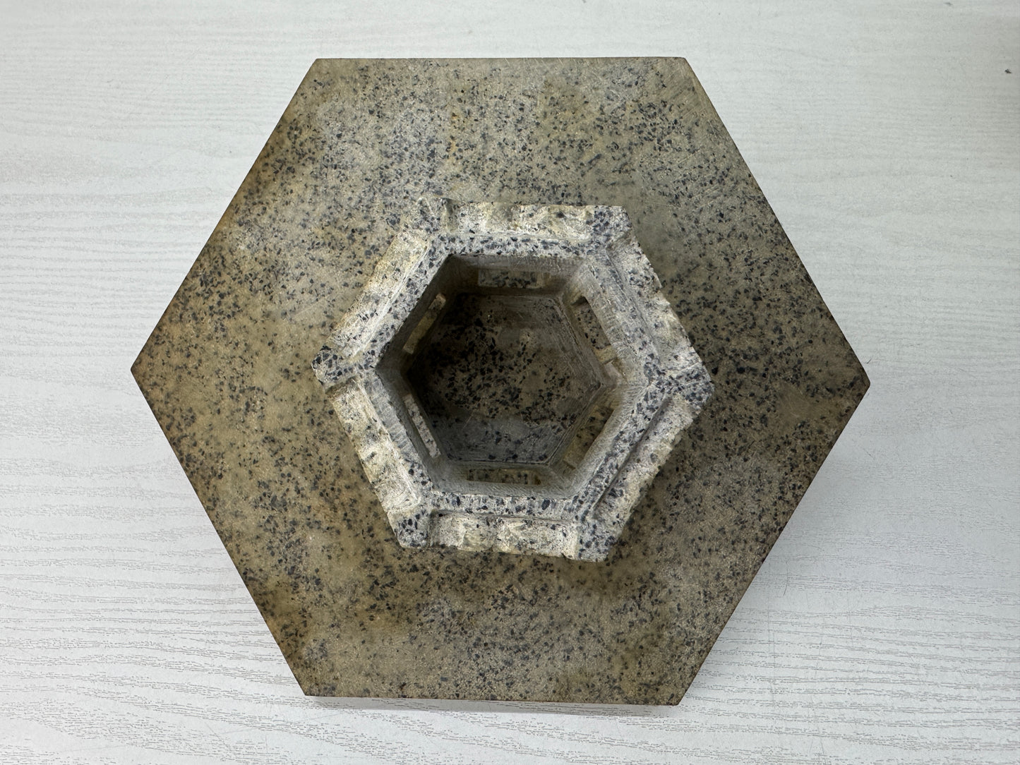 Y10956 TOUROU small Granite Lantern ornament Japanese garden Japan antique light