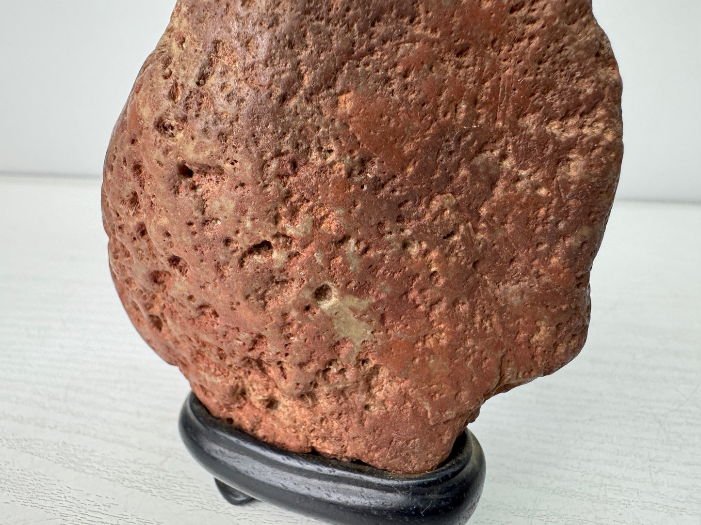 Y10959 OKIMONO red Viewing stone wooden stand Fossil Japan antique interior