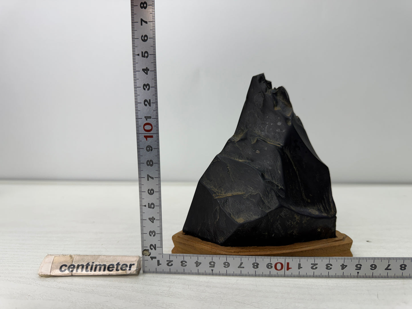 Y10962 OKIMONO Nachiguro viewing stone wooden stand Japan antique interior decor