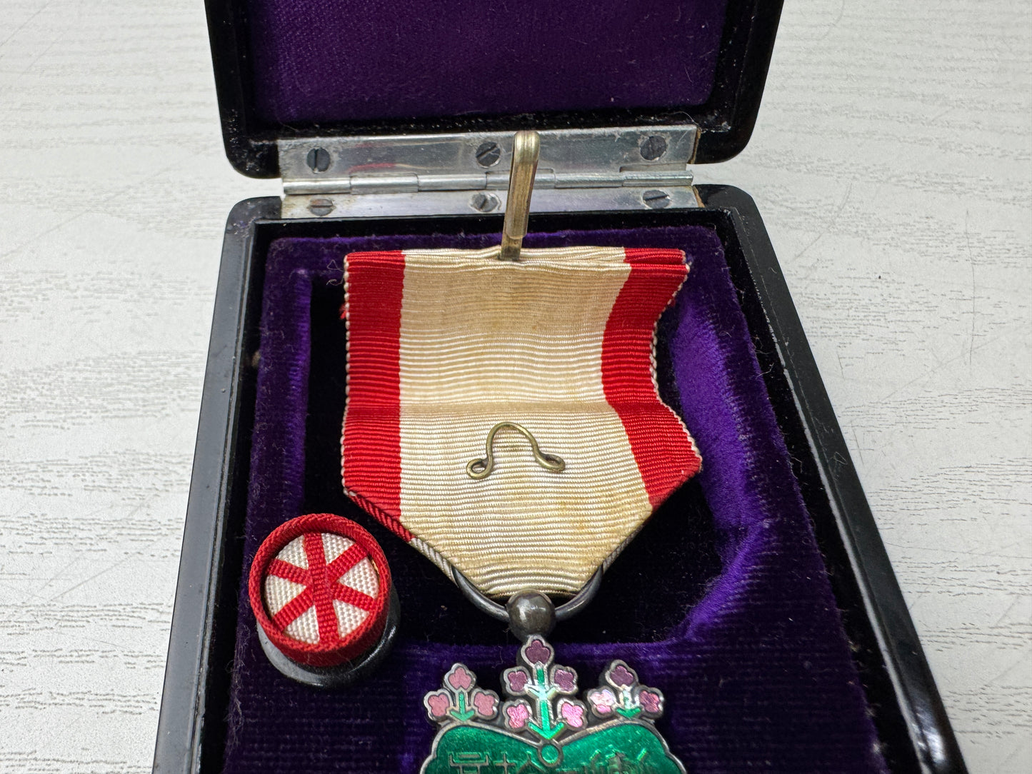 Y10976 KUNSHO 6th Class Order of the Rising Sun box Japanese military medal