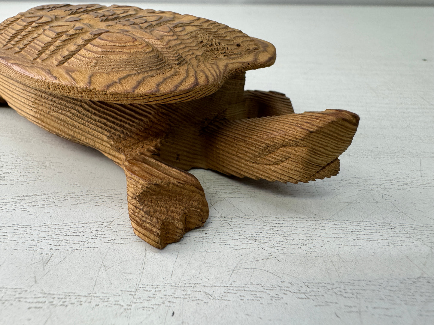 Y10978 BOX cedar wood carving Turtle accessory trinket container Japan antique