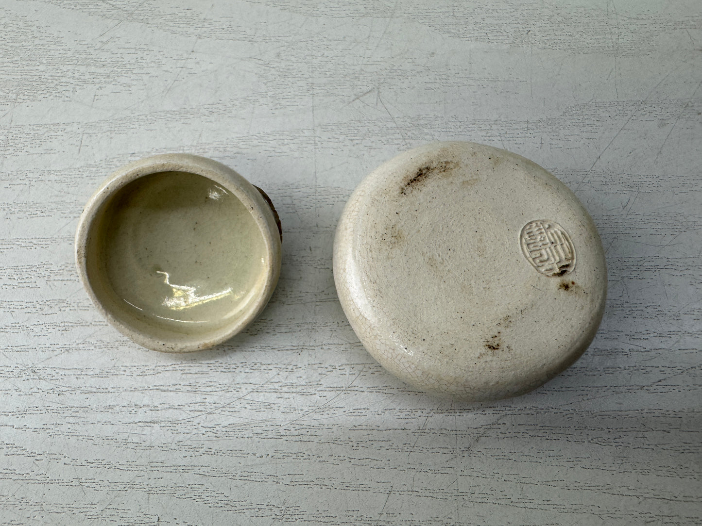 Y10982 BOX Kyo-ware Mouse signed Japan antique incense case fragrance aroma
